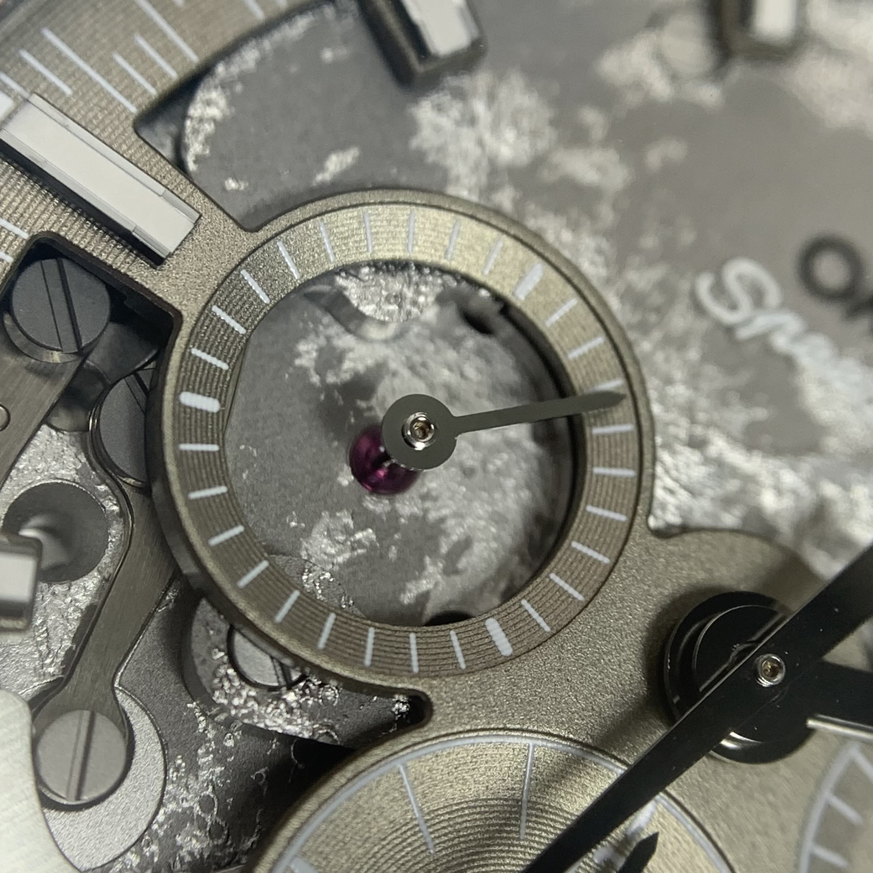 Omega Professional Series 44.25 millimeters 31092445006001