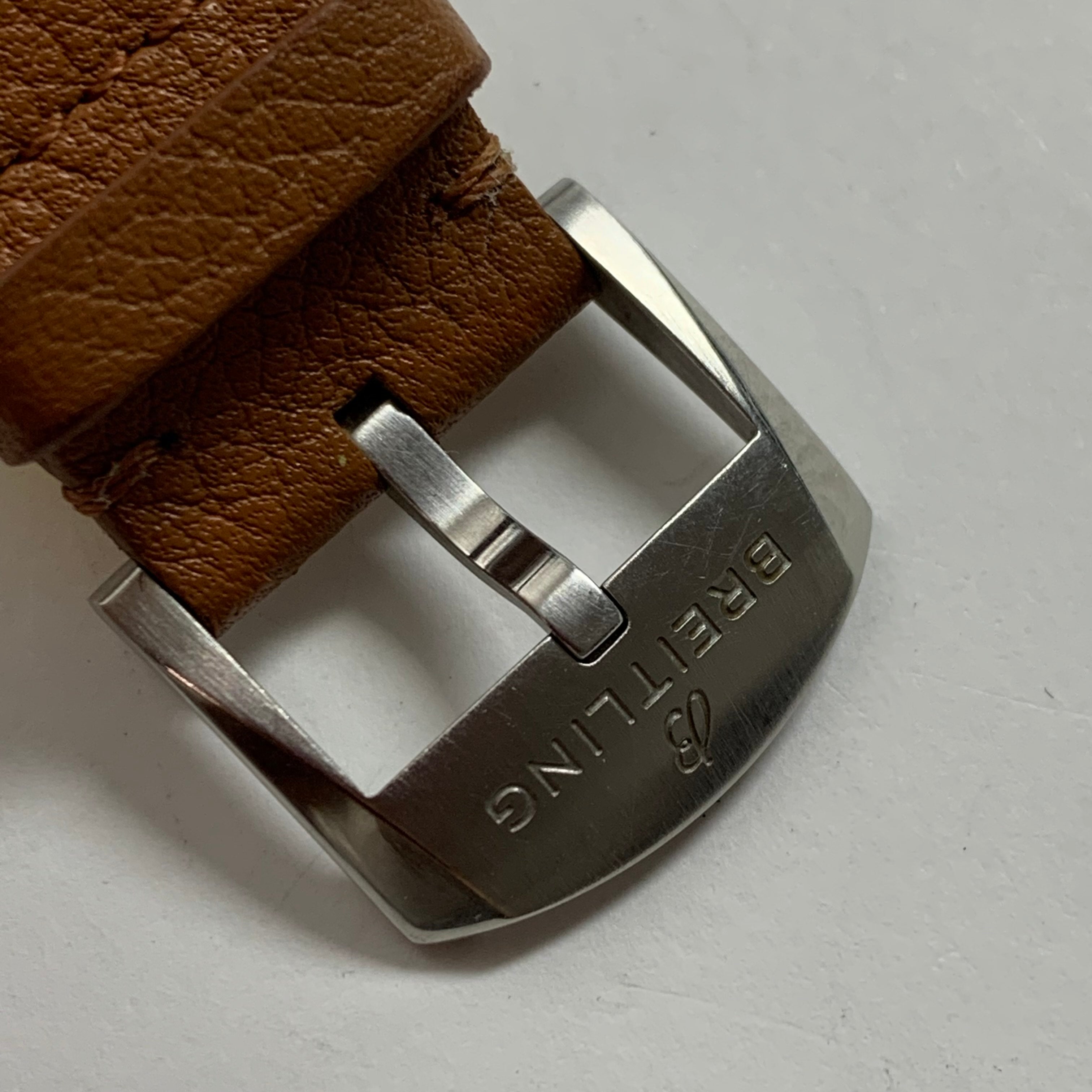 Breitling TopTime Series B31 38 AB3113281A1X1