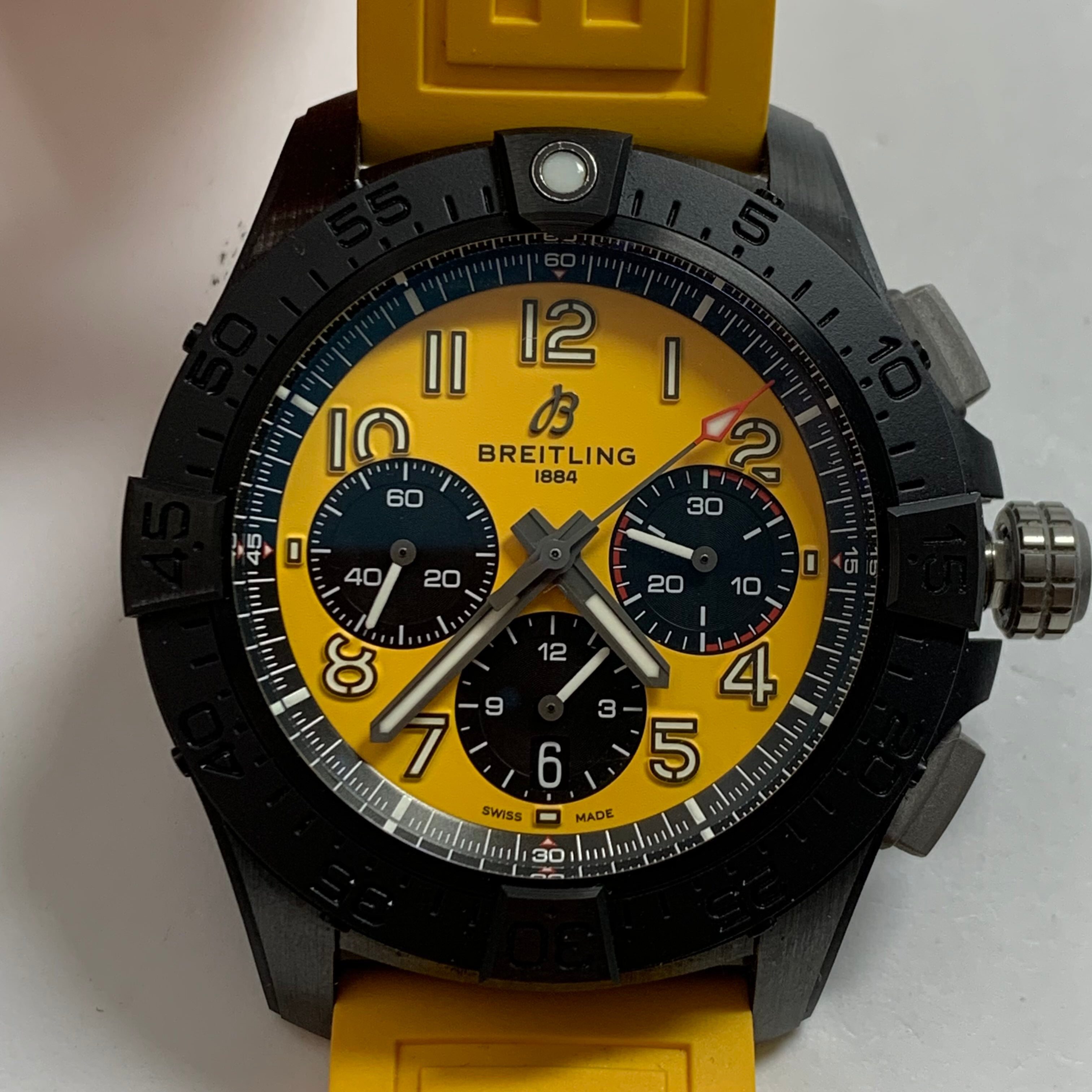 Breitling Avenger 44 millimeters SB0147101I1X1