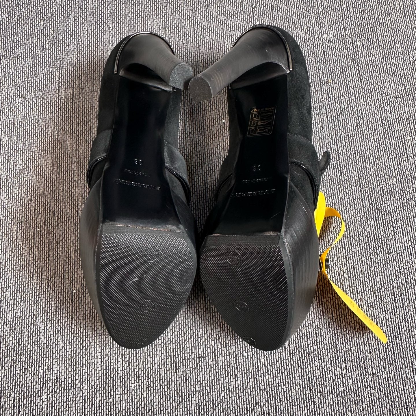 Burberry Alcantara Black Platform pumps