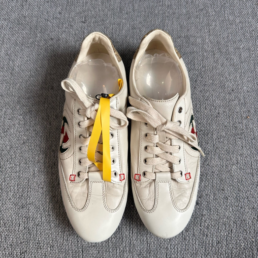 Gucci Leather Flat shoes