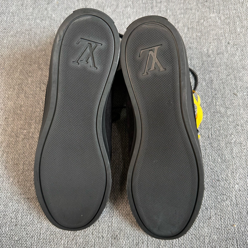 Louis Vuitton Alcantara Black