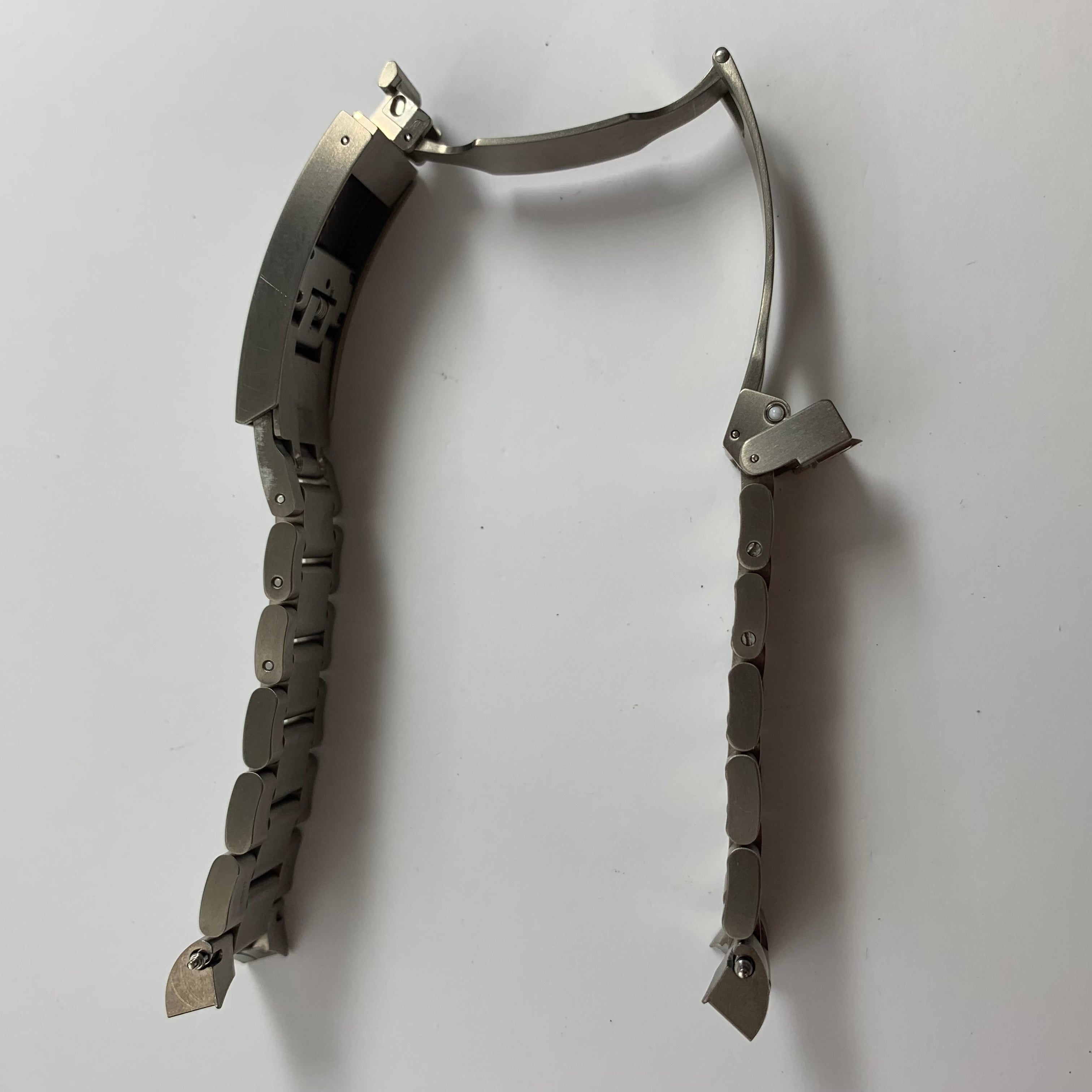 Tudor Leading Subtype 39 39 millimeters m25407n-0001