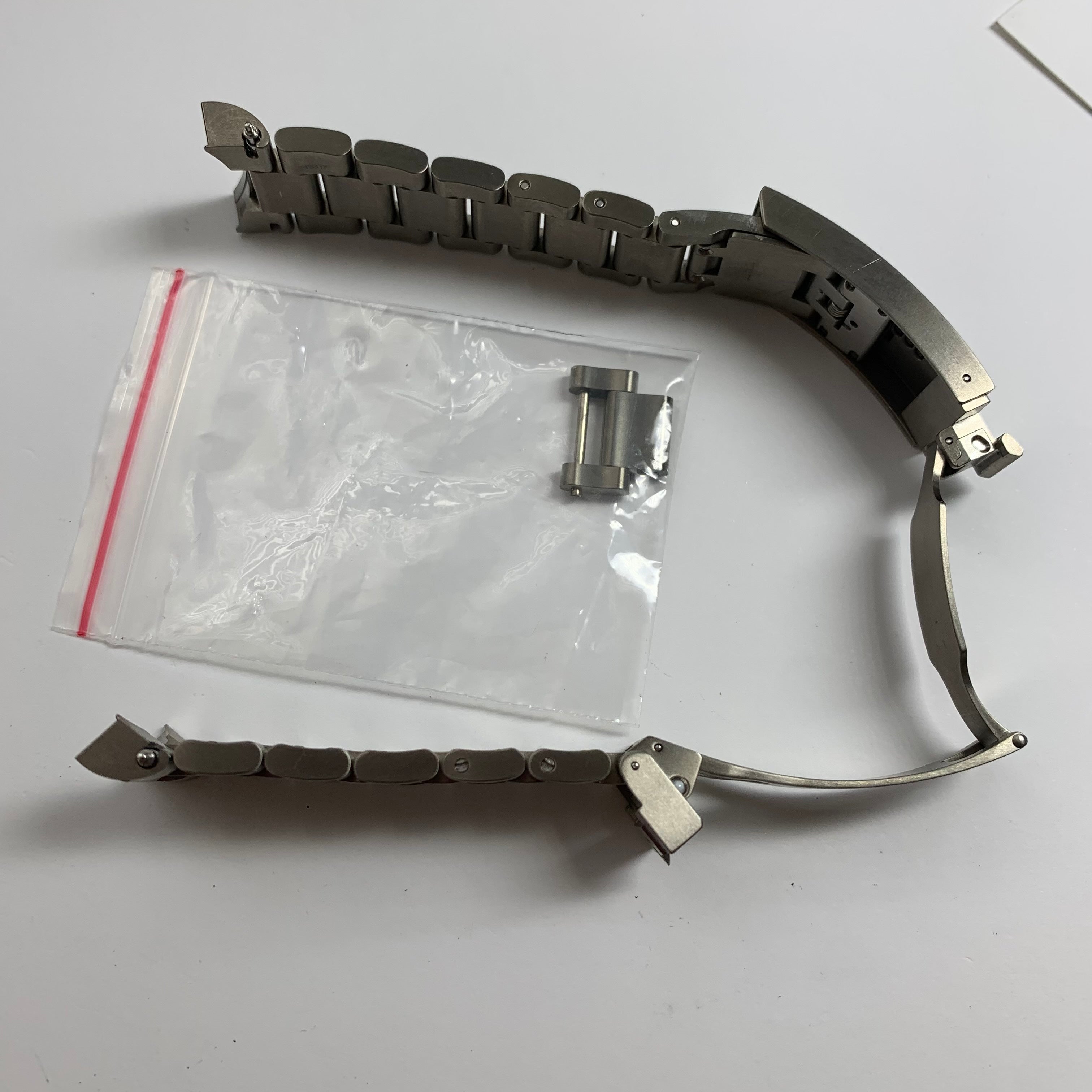Tudor Leading Subtype 39 39 millimeters m25407n-0001