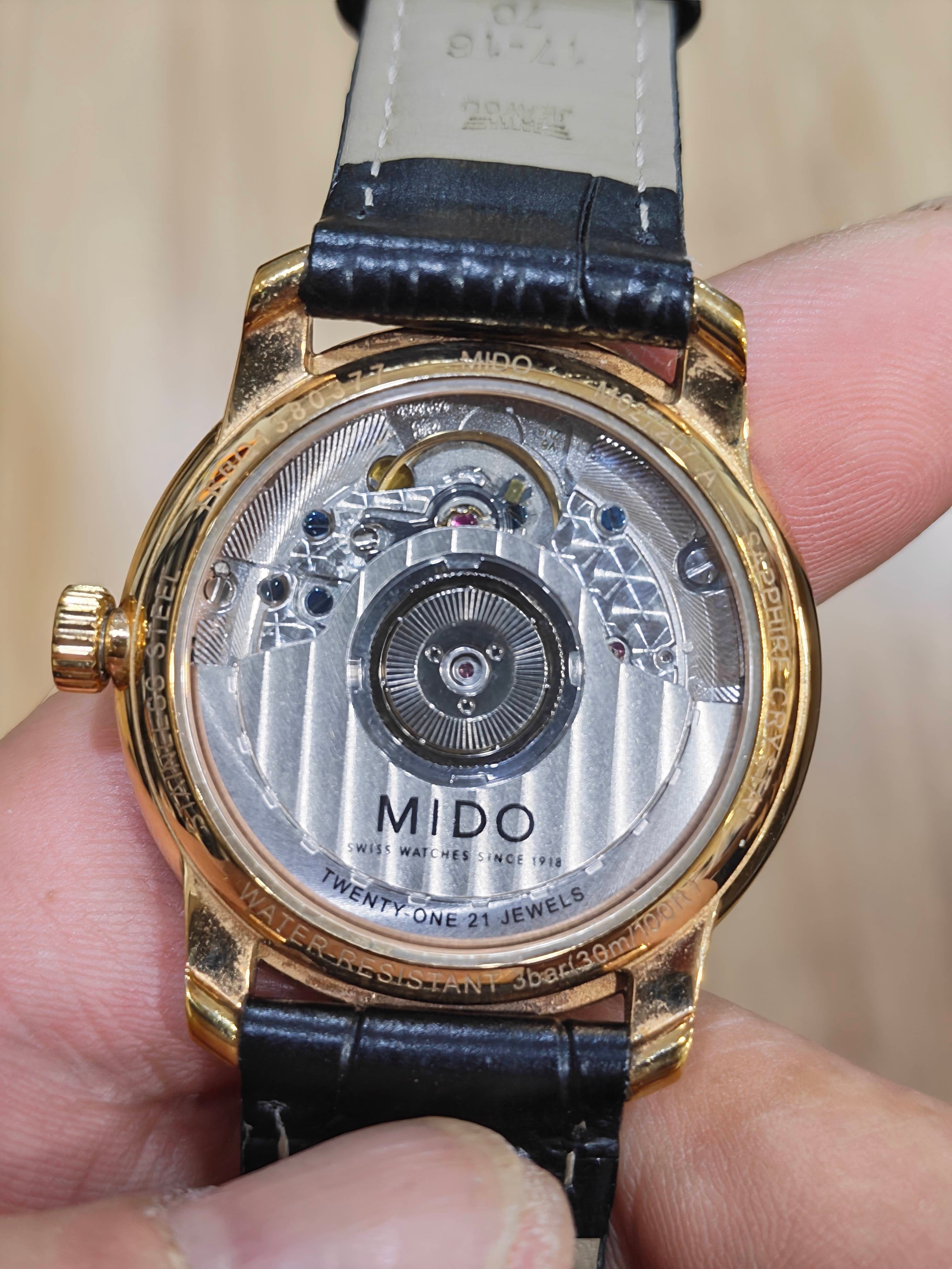 Mido Berenice Rose gold Automatic (self-winding) watch 33 millimeters M027.207.36.260.00
