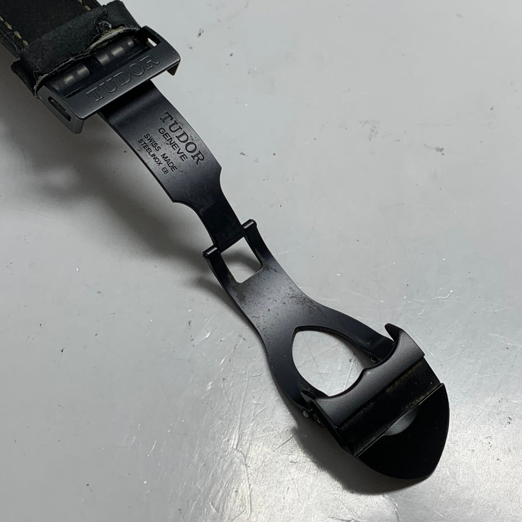 Tudor Bìwān Ceramic Type 41 millimeters m79210cnu-0001
