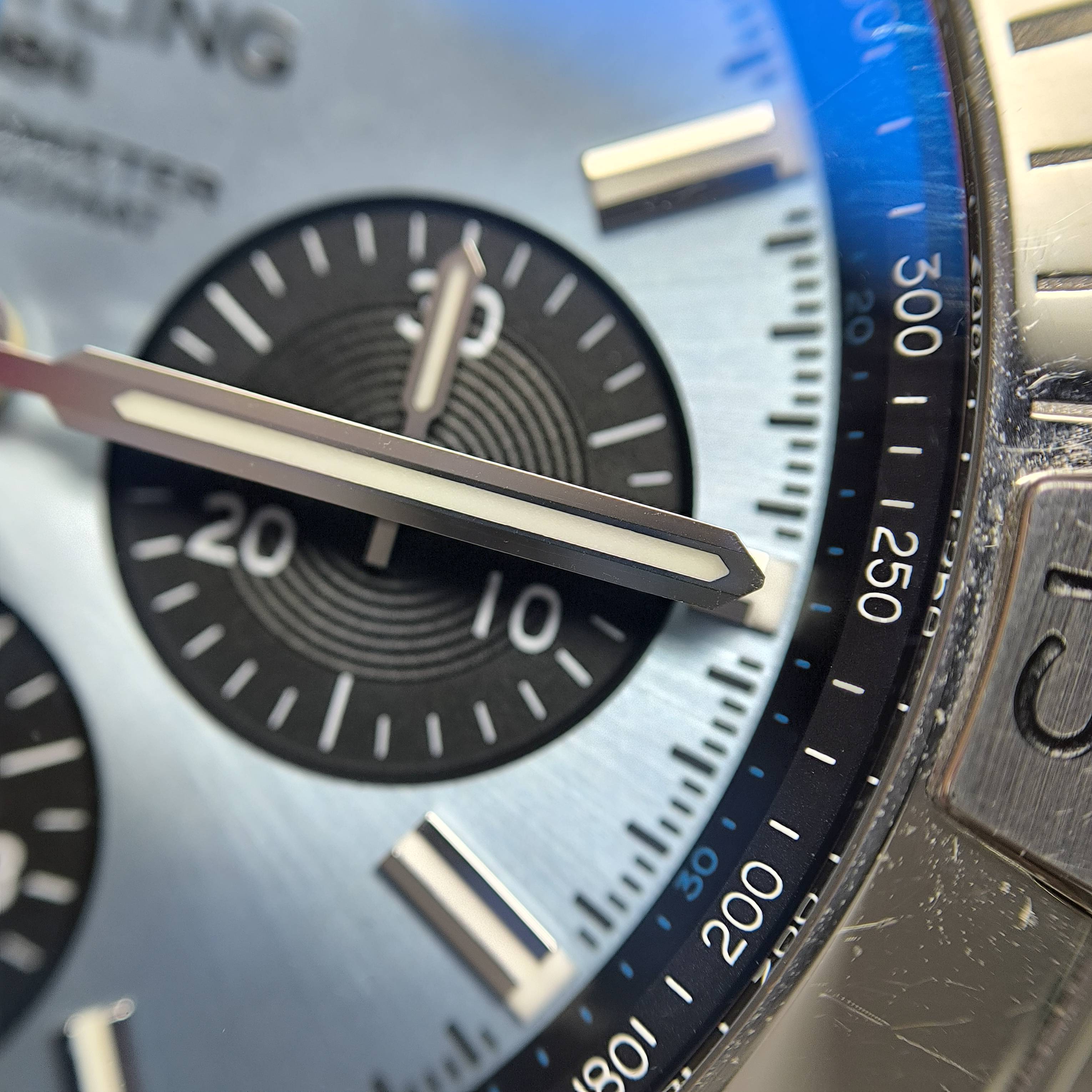 Breitling Chronomat B01 42 mechanical chronograph watch Mechanical watch 42 millimeters PB0134101C1S2