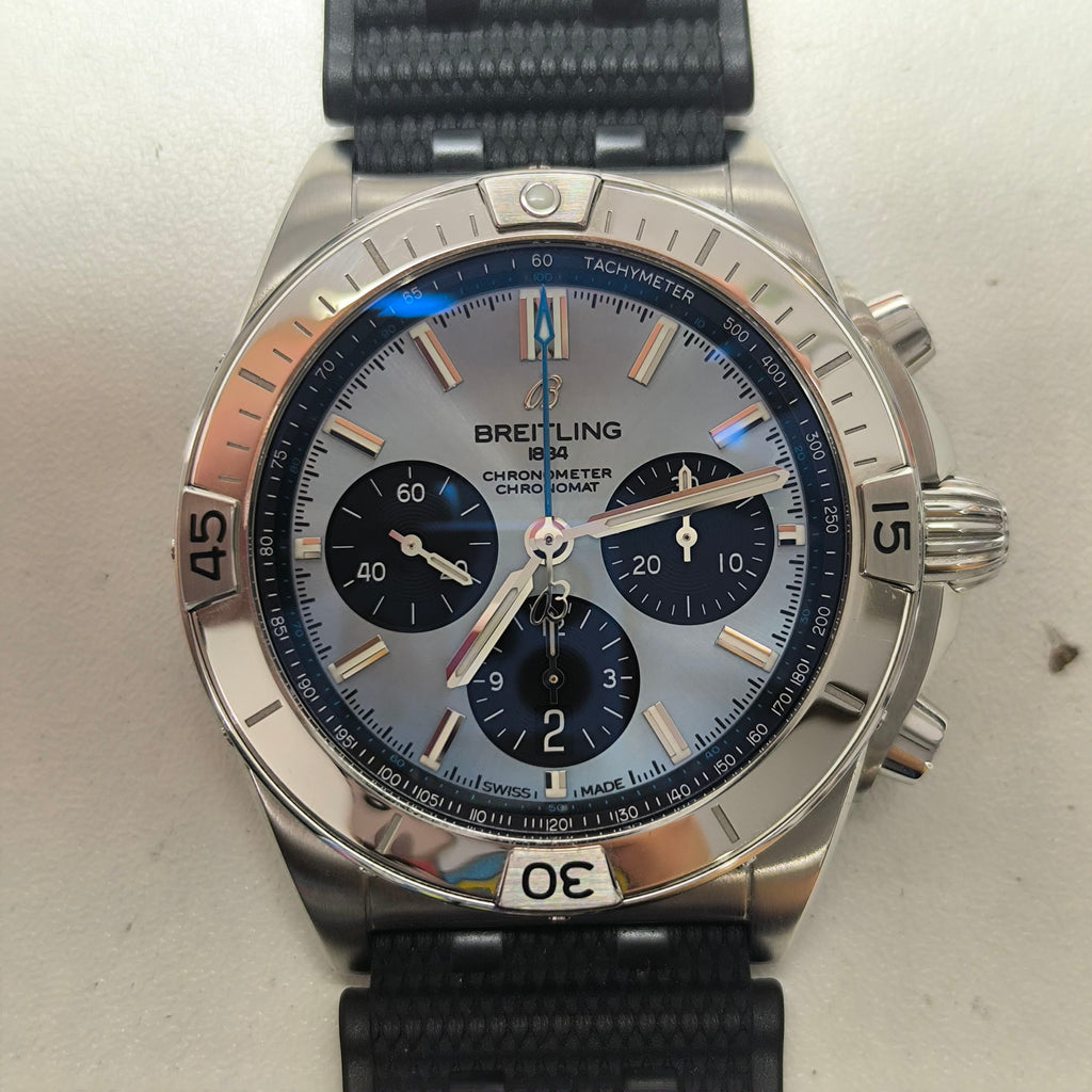 Breitling Chronomat B01 42 mechanical chronograph watch Mechanical watch 42 millimeters PB0134101C1S2