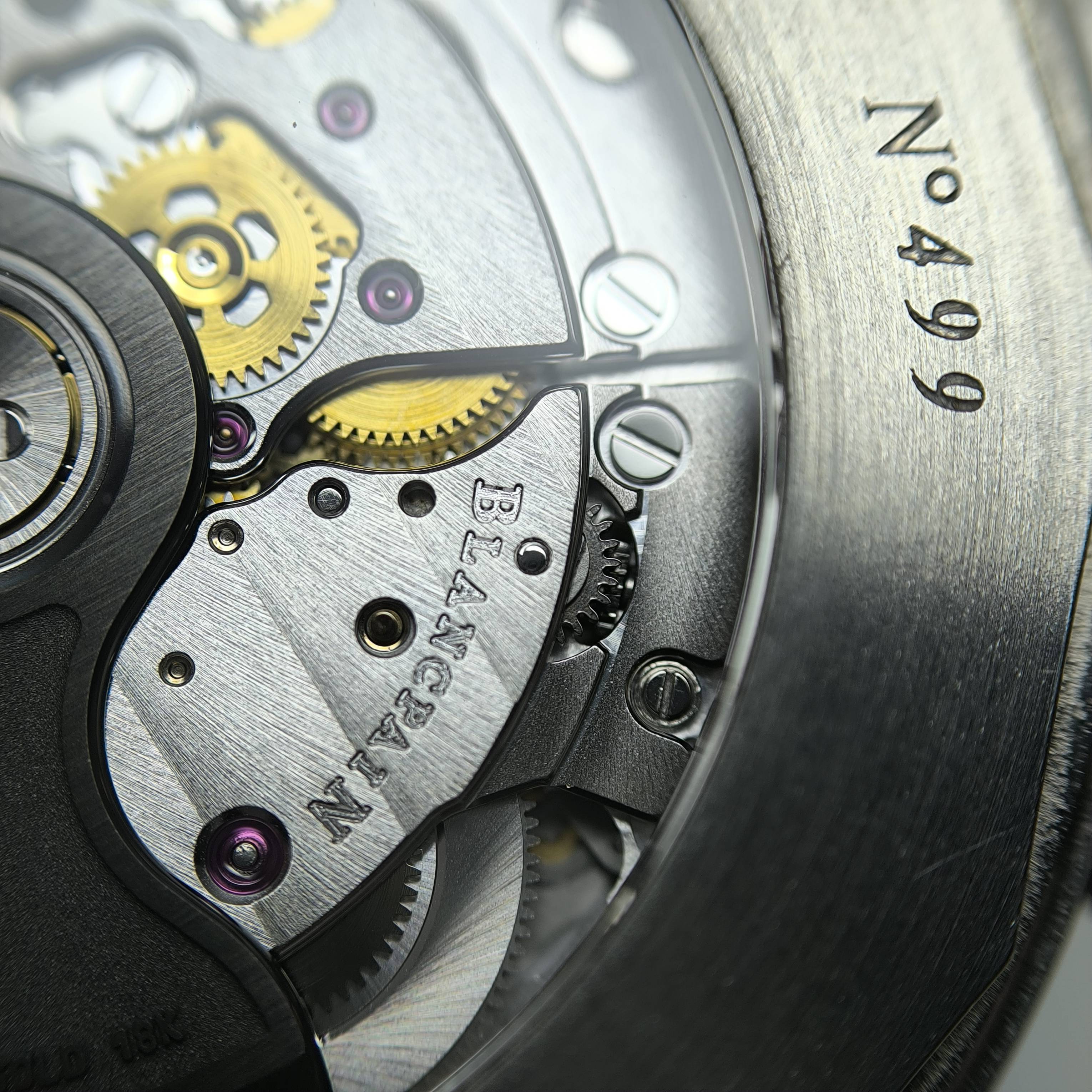 Blancpain Fifty Fathoms 38 mm 5100B 1110 NABA