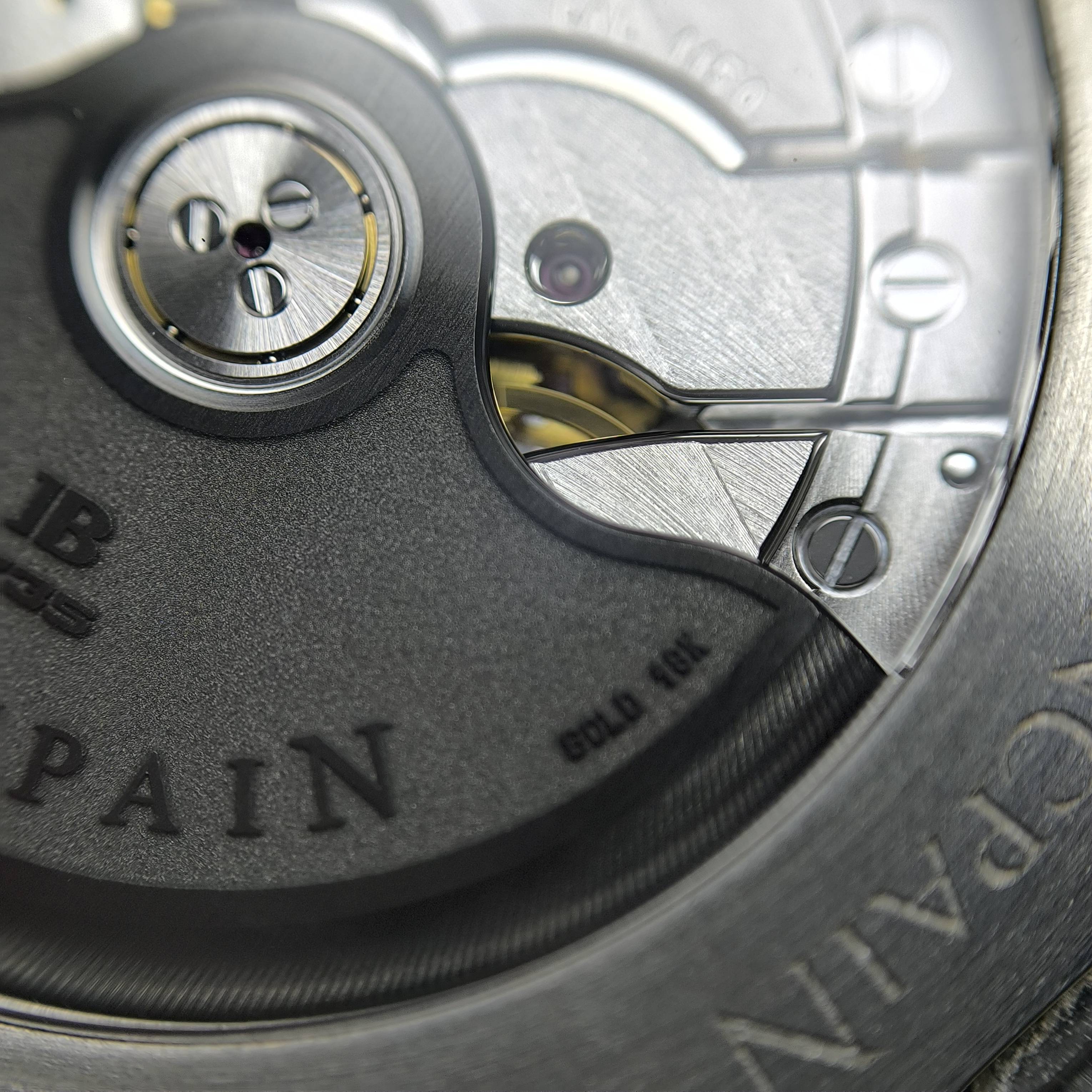 Blancpain Fifty Fathoms 38 mm 5100B 1110 NABA