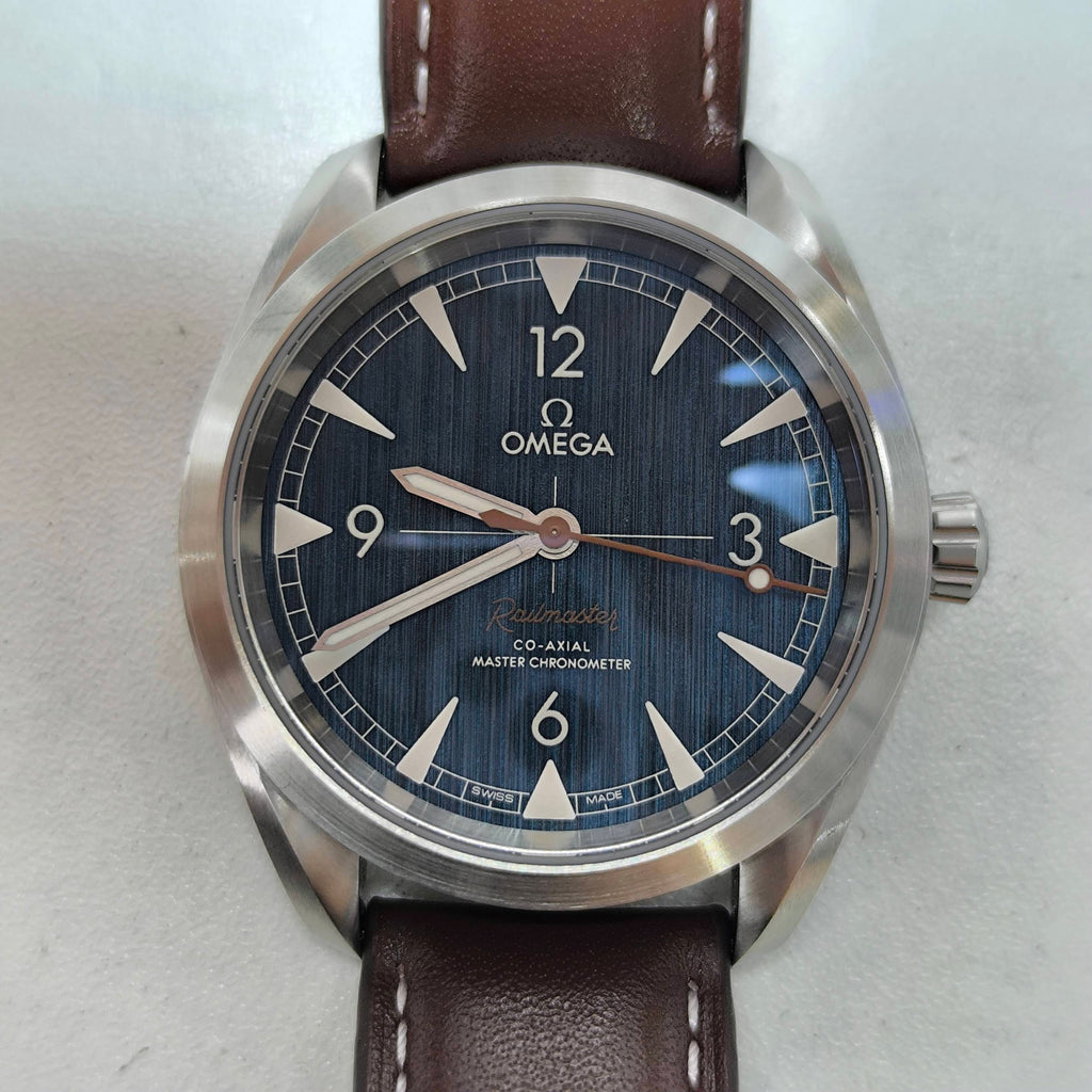 Omega Seahorse Series 40 220.12.40.20.03.001
