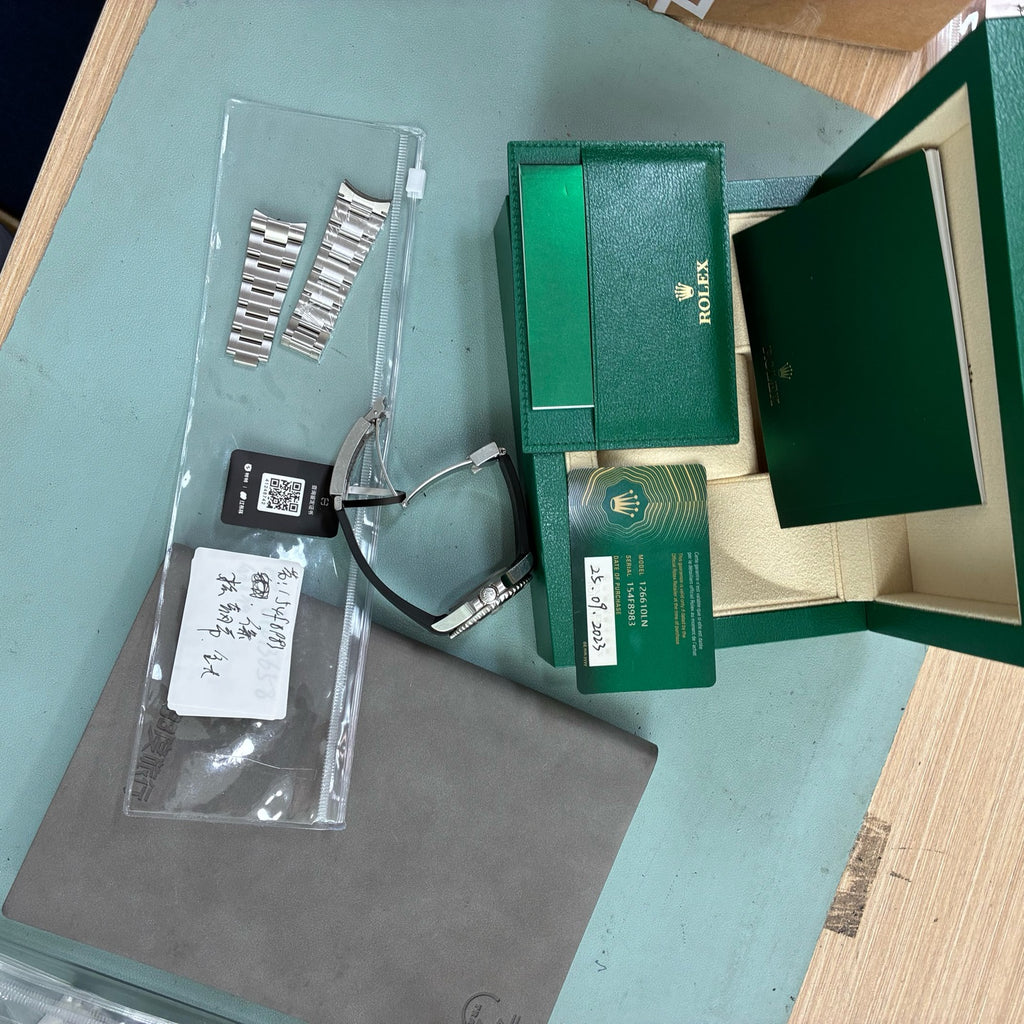Rolex Submariner model 41 millimeters m126610ln-0001