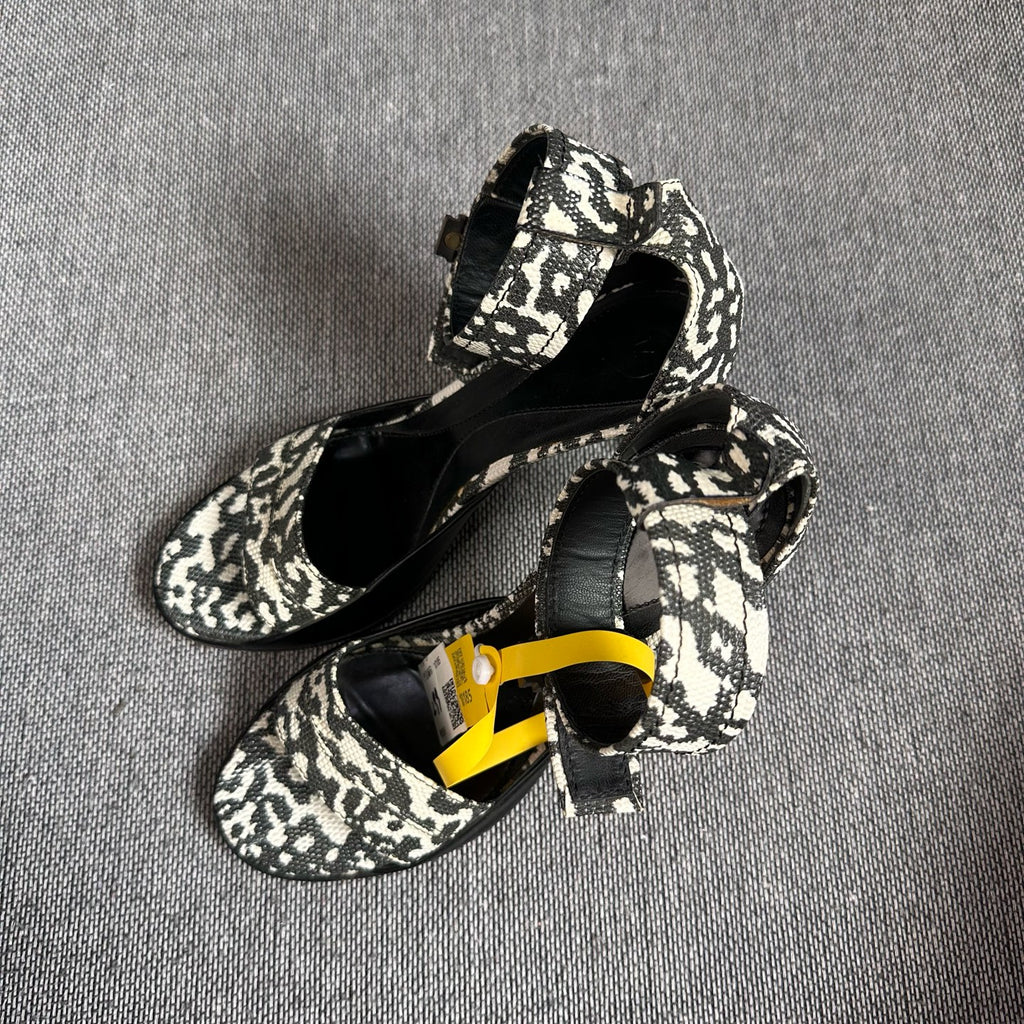 Alexander McQueen High heels