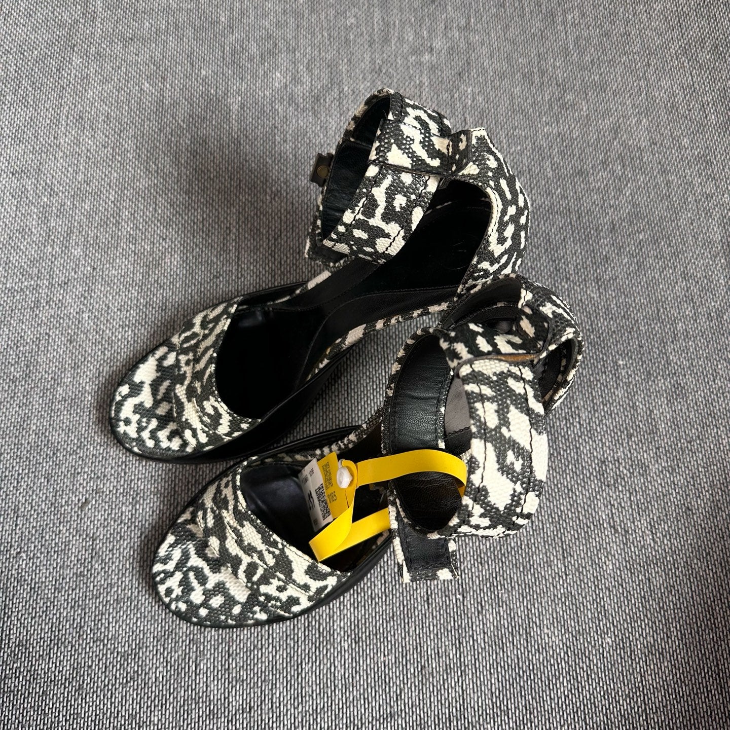 Alexander McQueen High heels