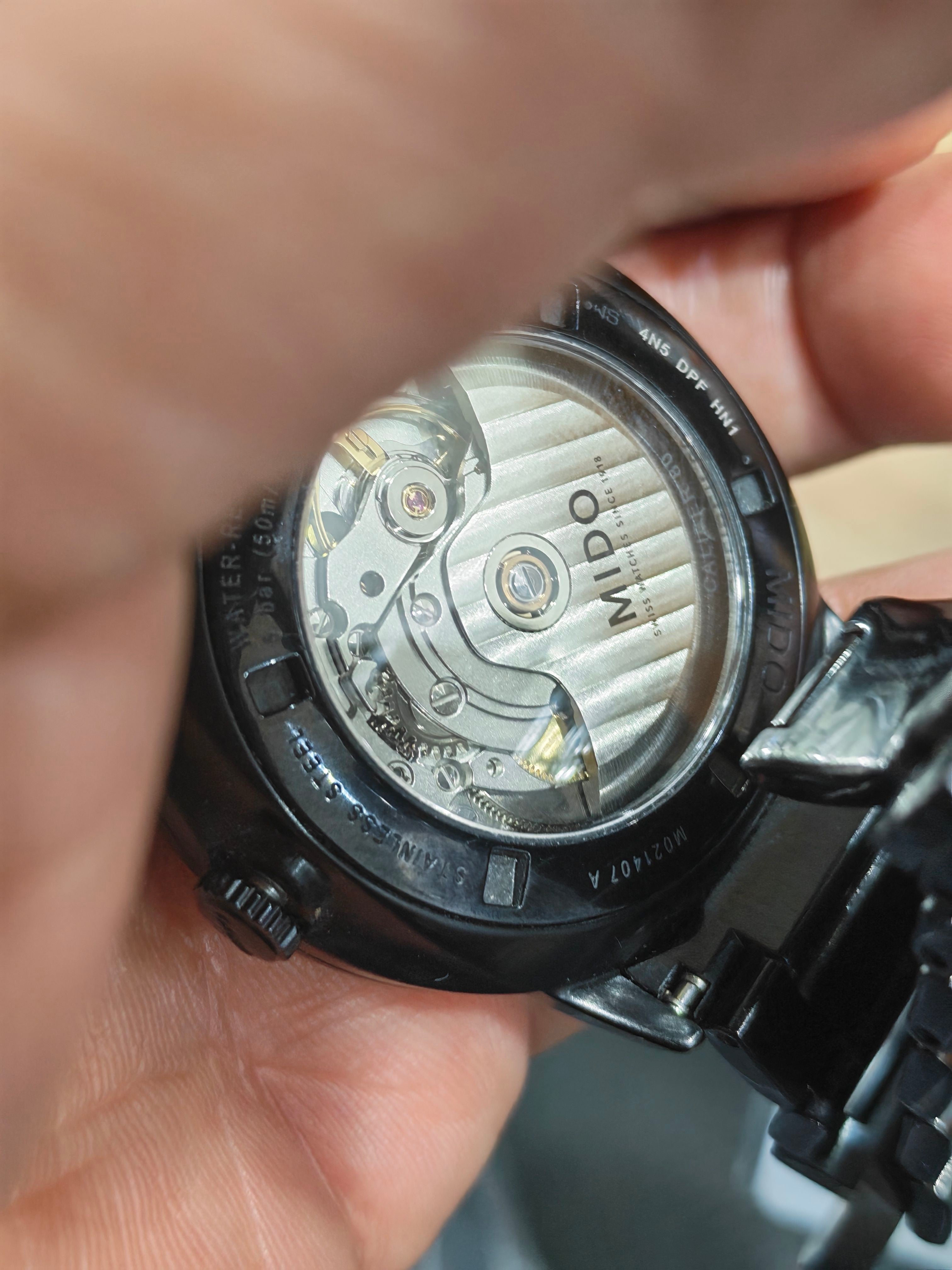 Mido Commander Automatic (self-winding) watch 40 millimeters M021.407.33.411.00