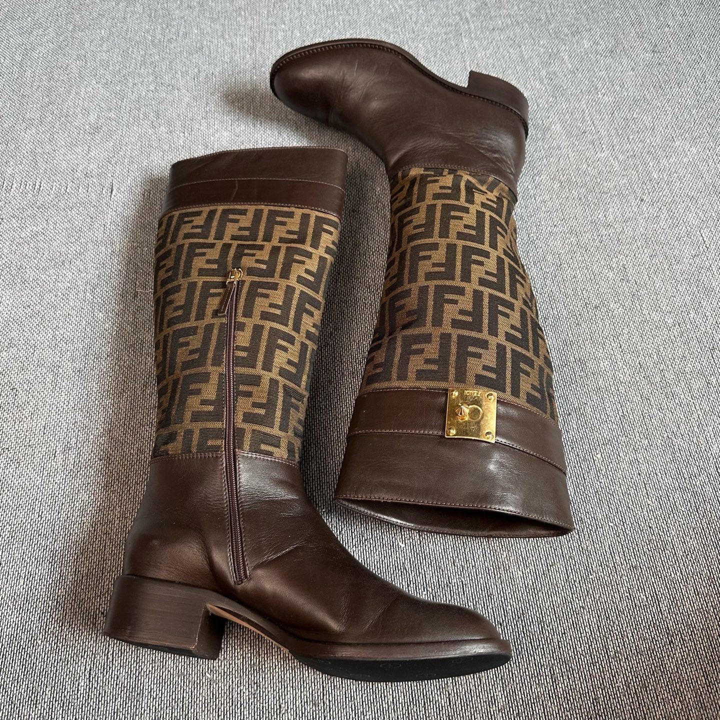 Fendi Leather Ankle boots