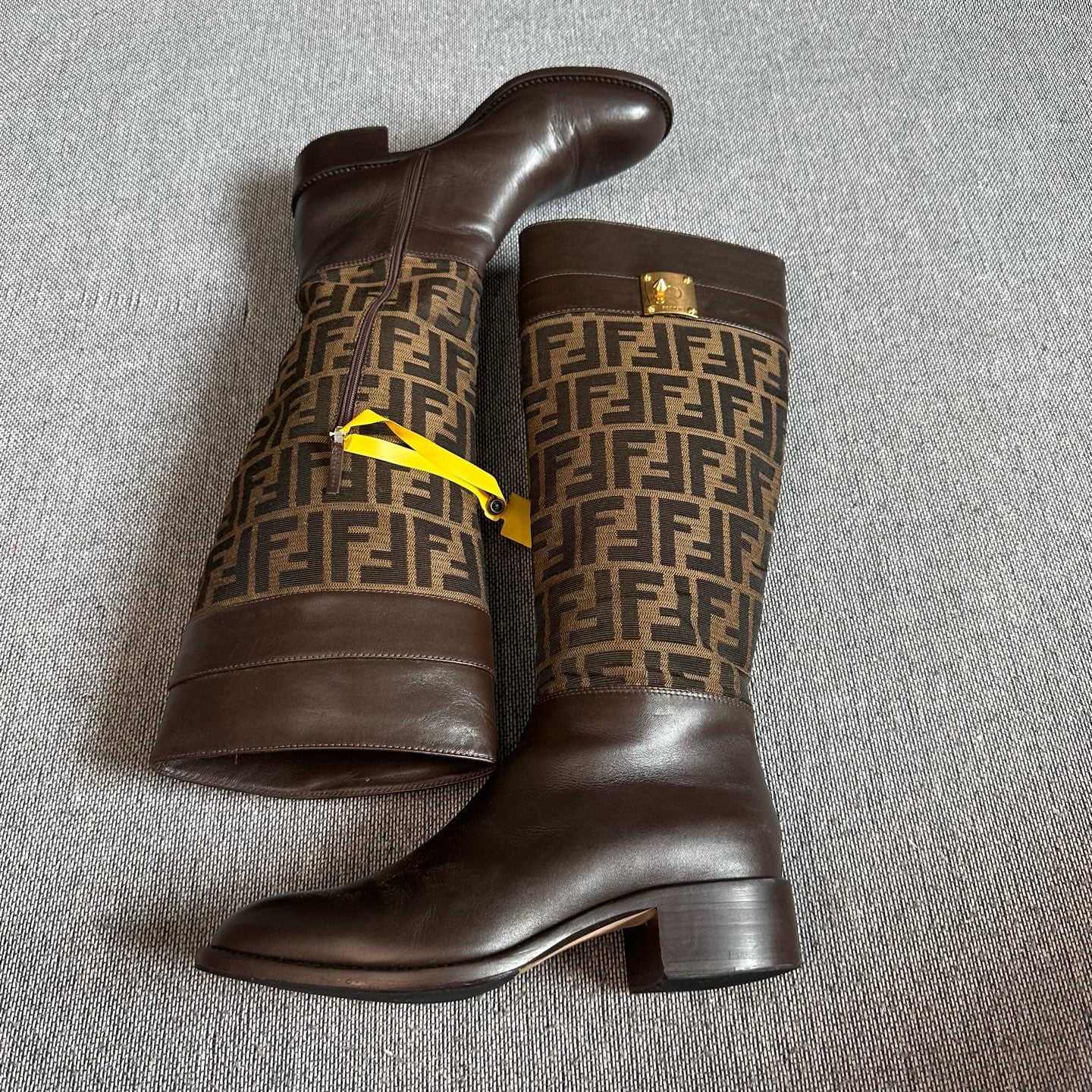 Fendi Leather Ankle boots
