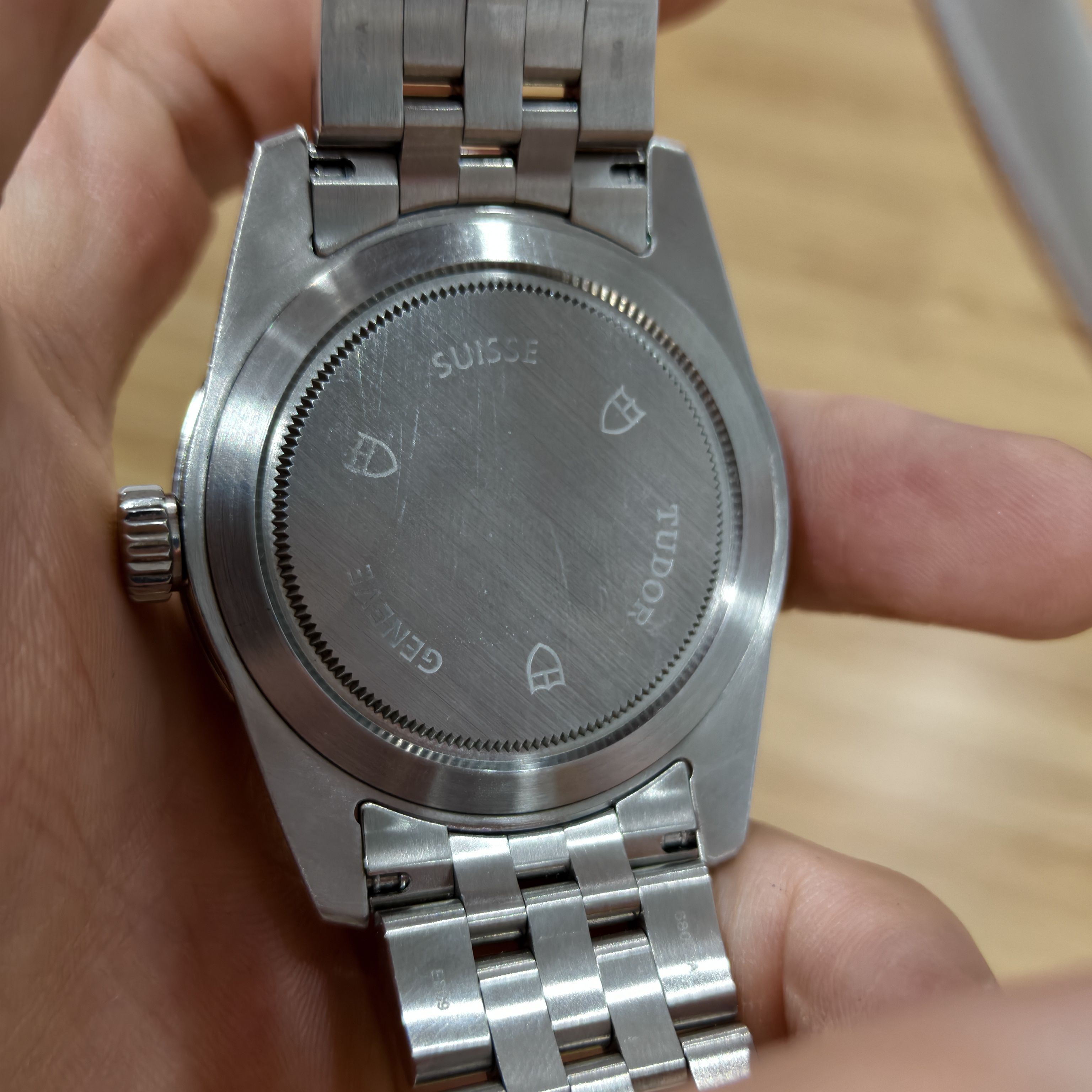 Tudor Junjue Sunday Calendar Model 39 millimeters m56000-0006