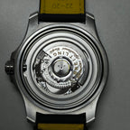 Breitling Avenger 44 millimeters A32320101B1X1