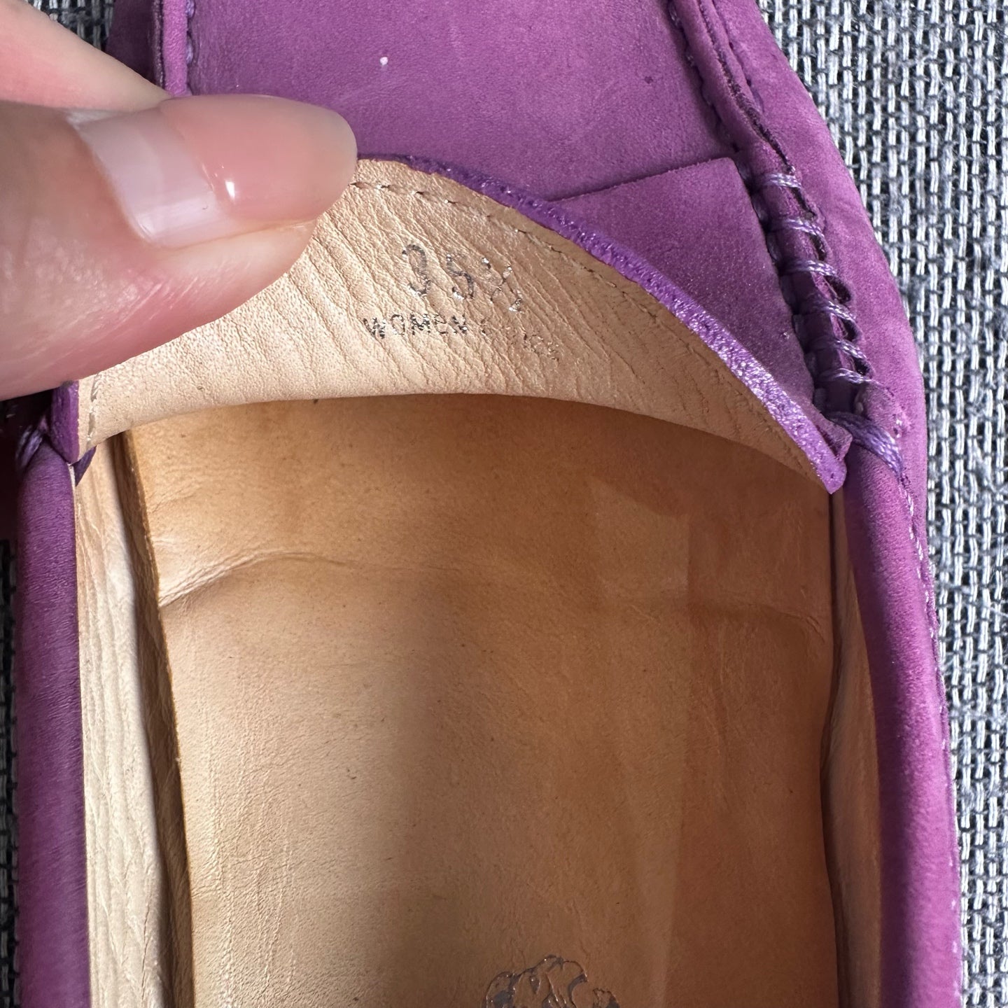 空白 Loafers