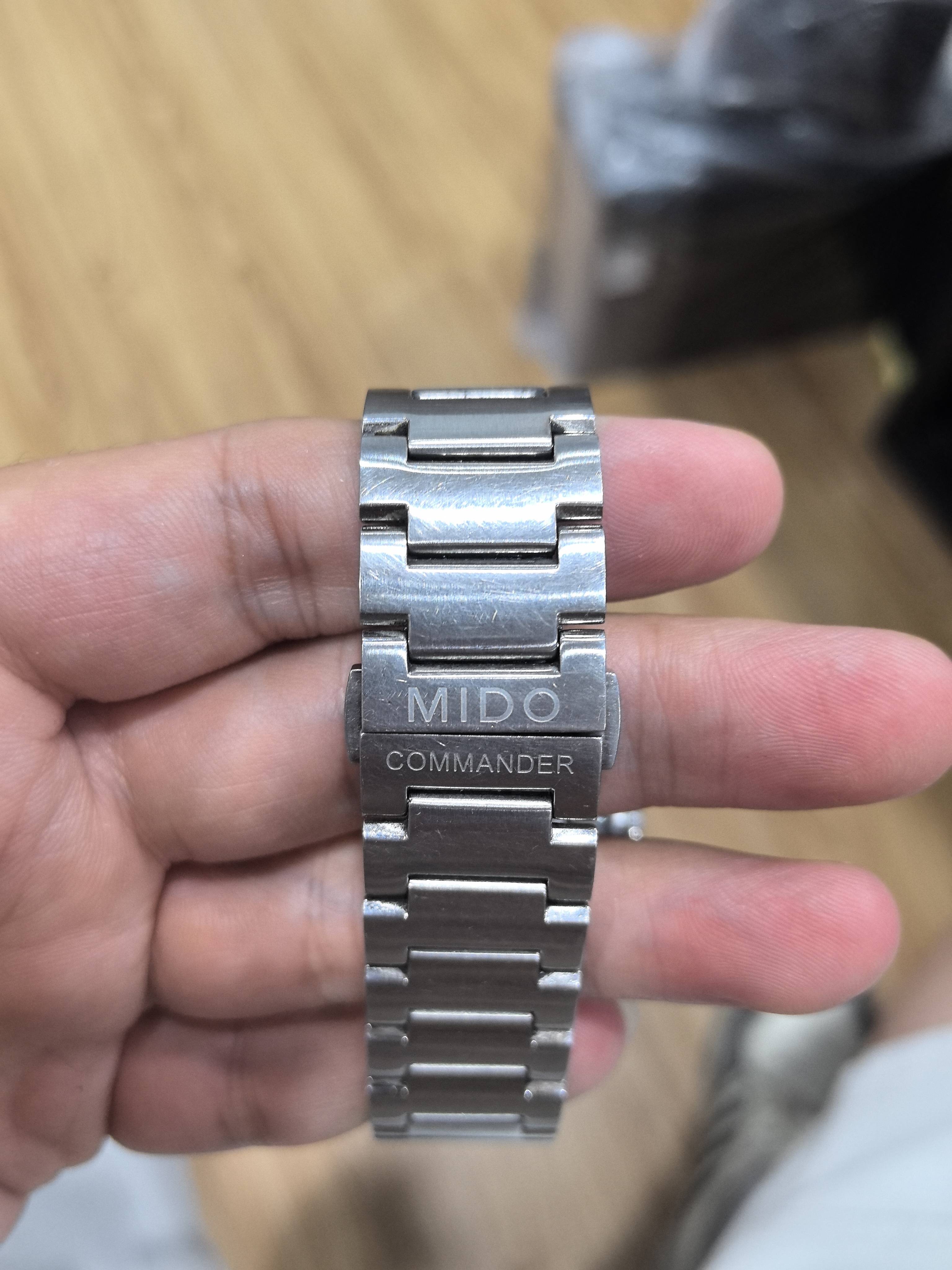 Mido Commander Automatic (self-winding) watch 40 millimeters M021.407.11.411.00