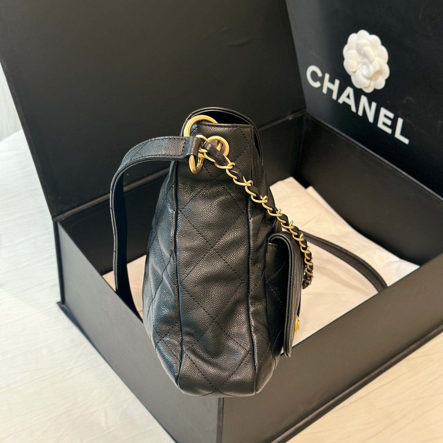 Chanel Handheld, shoulder, and crossbody bag Messenger Bag AS5384-B19489-94305