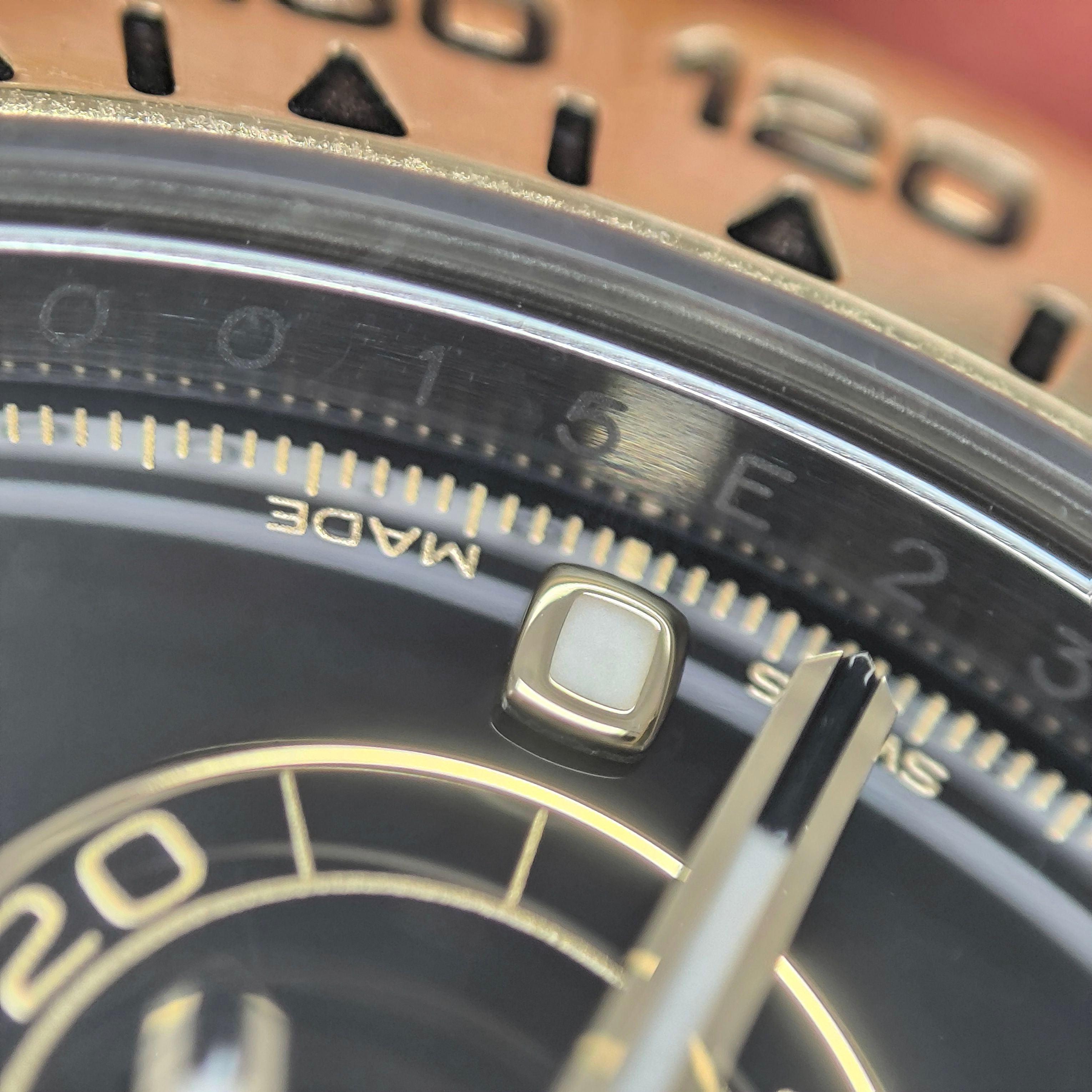 Rolex Cosmograph Daytona 40 millimeters m116503-0004