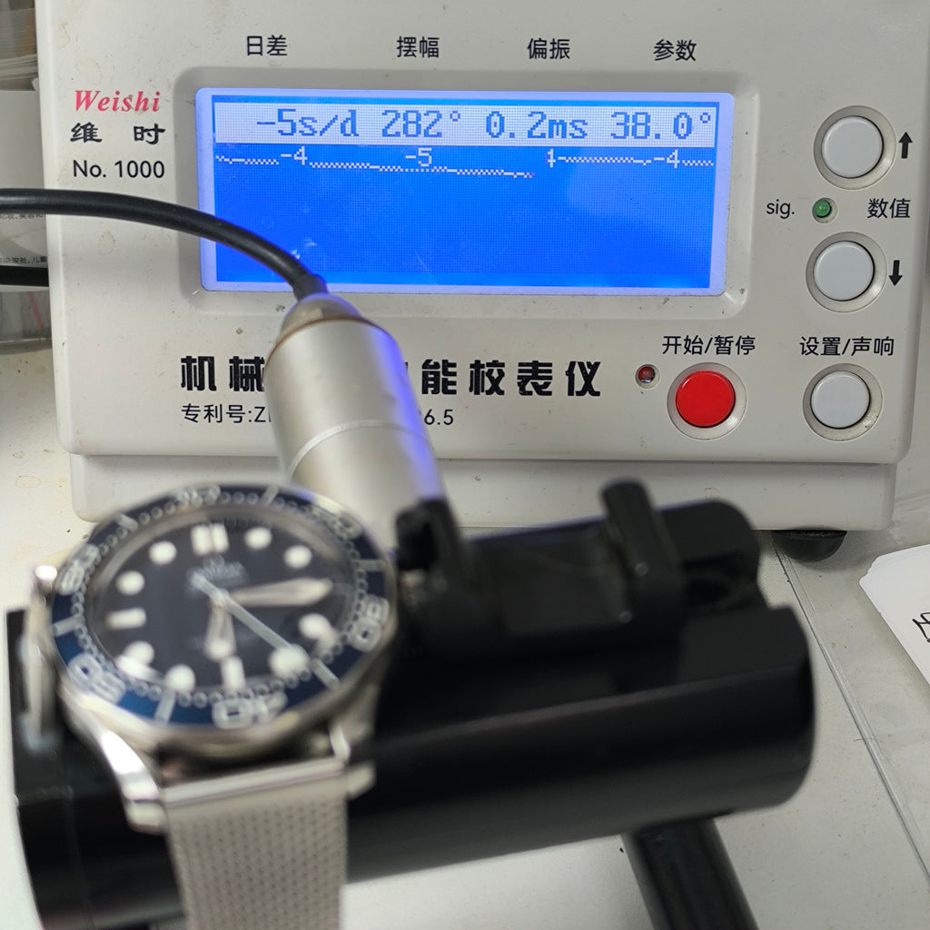 Omega Seahorse Series 42 210.30.42.20.03.002