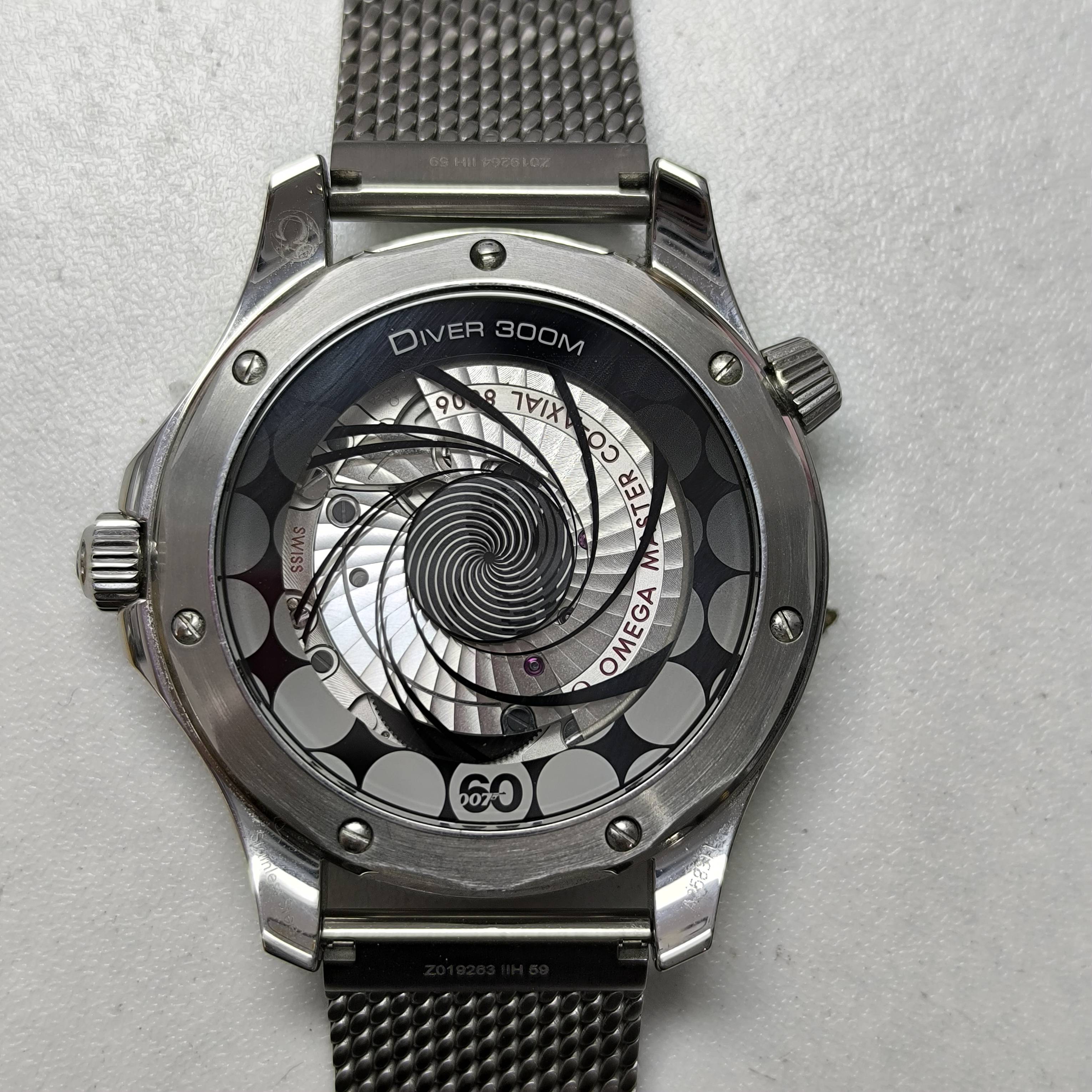 Omega Seahorse Series 42 210.30.42.20.03.002