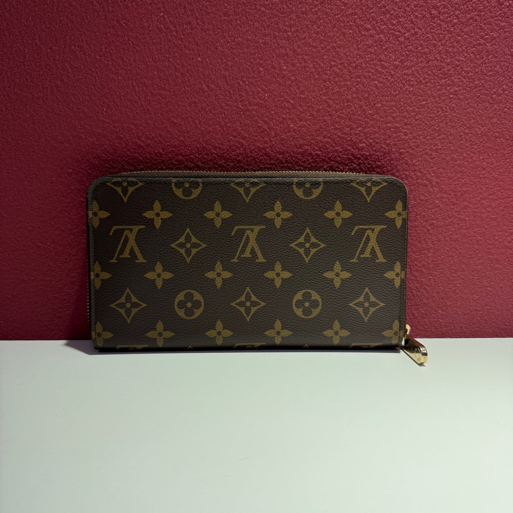 Louis Vuitton Clutch 21.0x 12.0 cm M62581