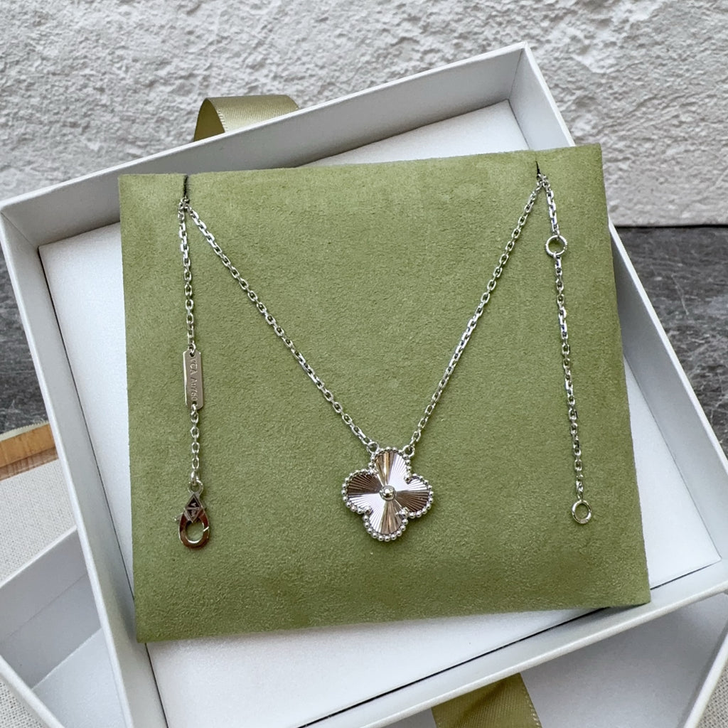 Van Cleef & Arpels Necklace