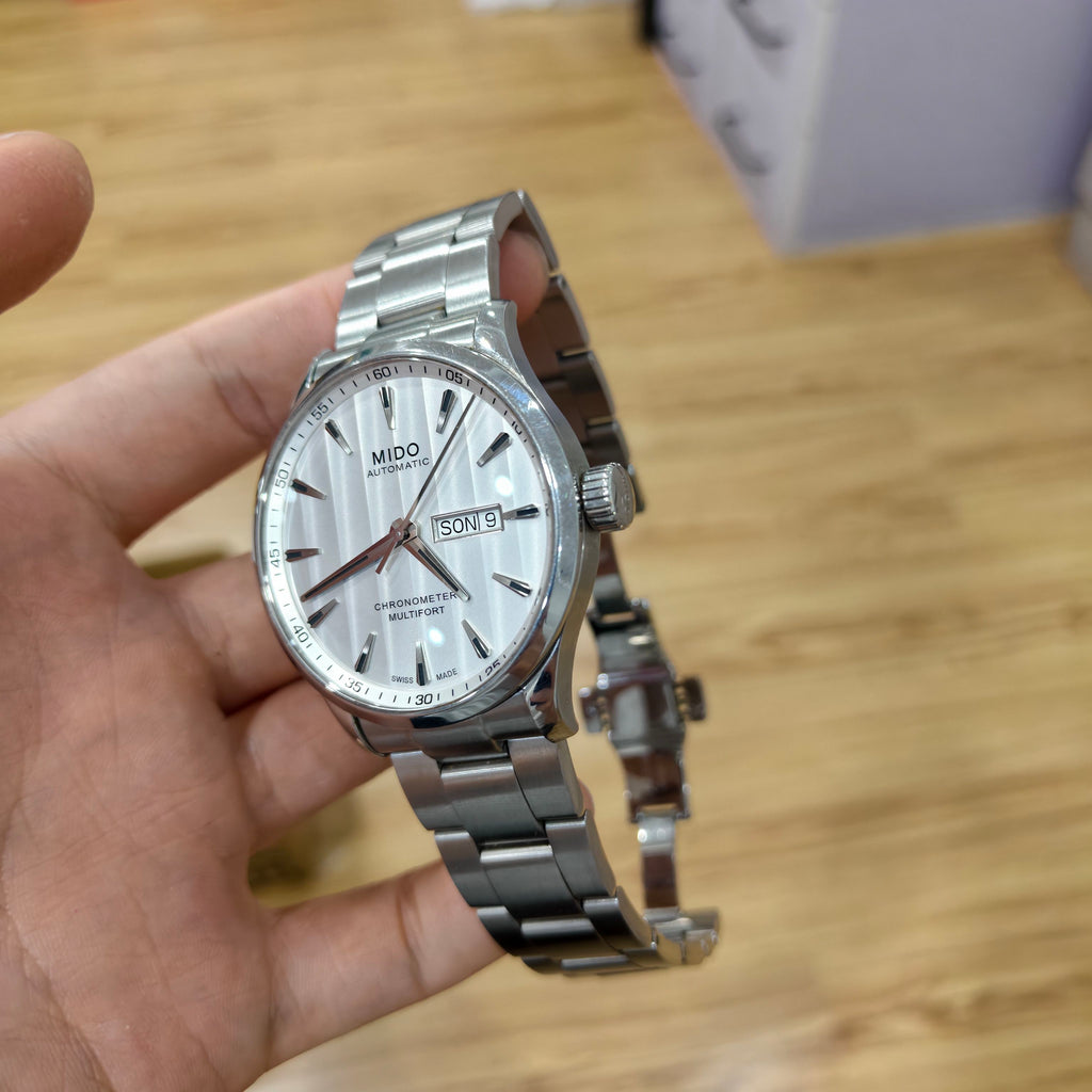 Mido Helmsman Automatic (self-winding) watch 42 millimeters M038.431.11.031.00