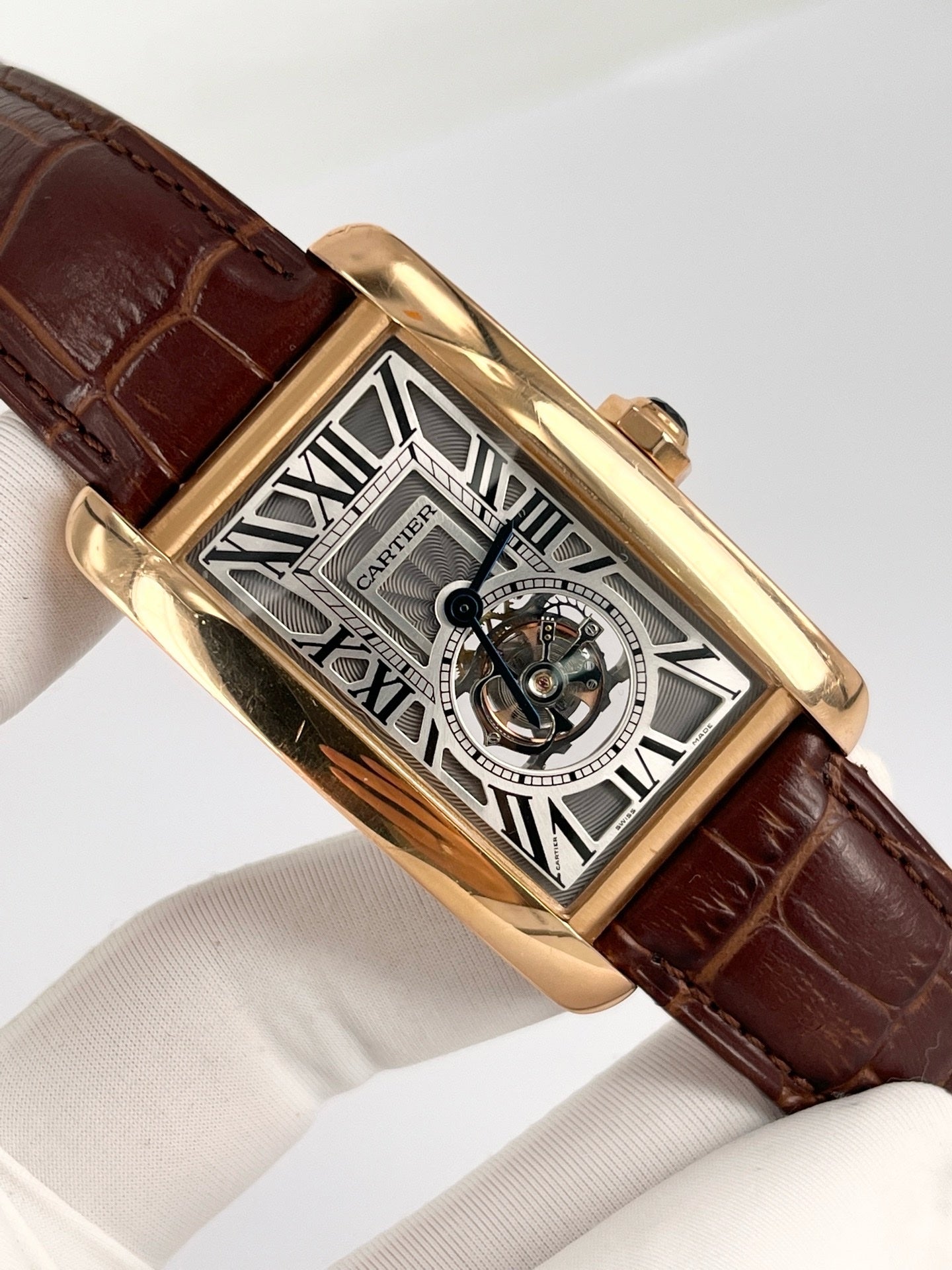 Cartier Rose gold Automatic (self-winding) watch