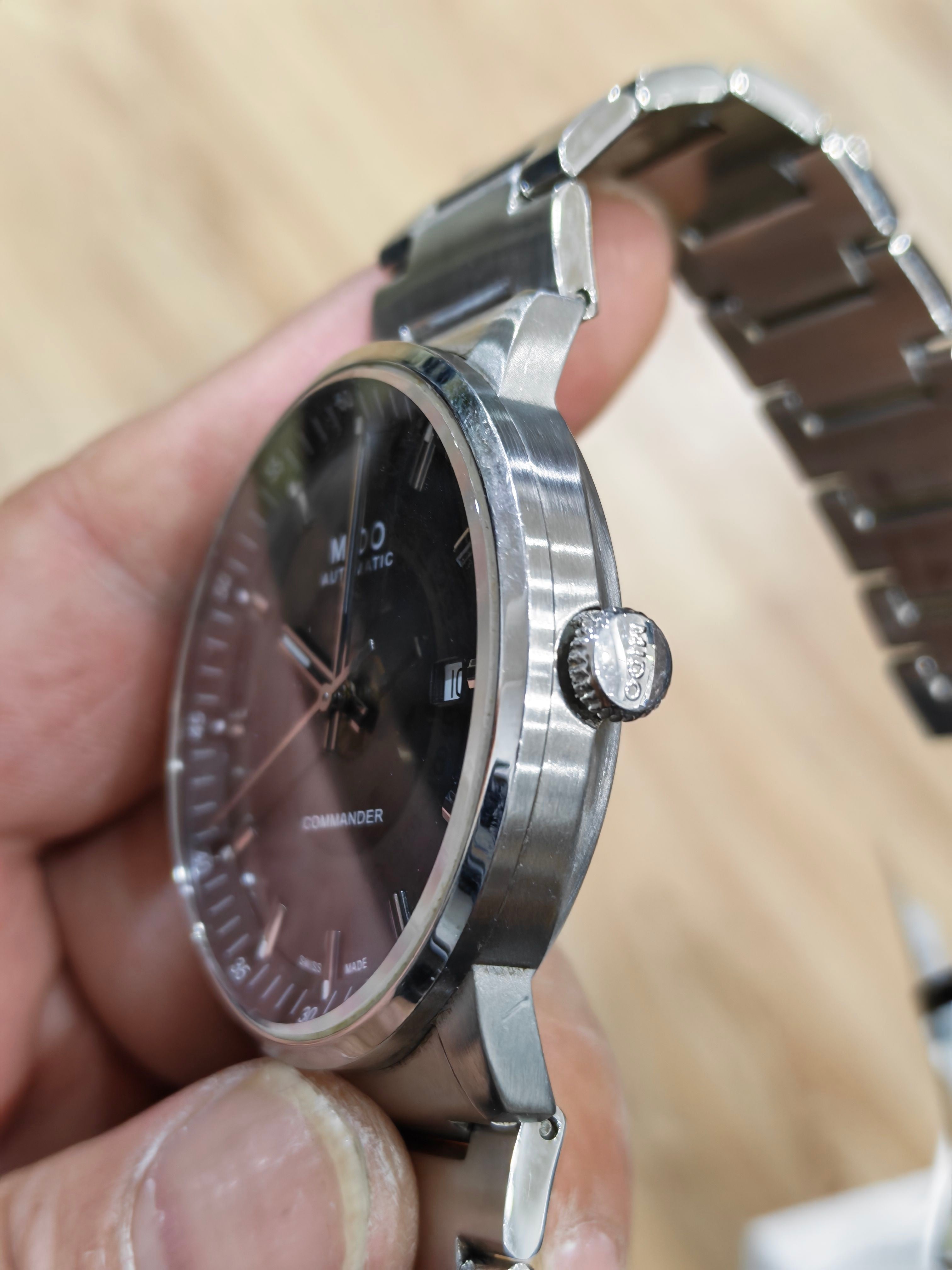 Mido Commander Automatic (self-winding) watch 40 millimeters M021.407.11.411.00