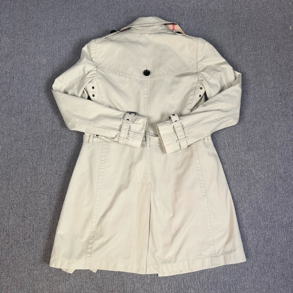 Burberry Trench coat