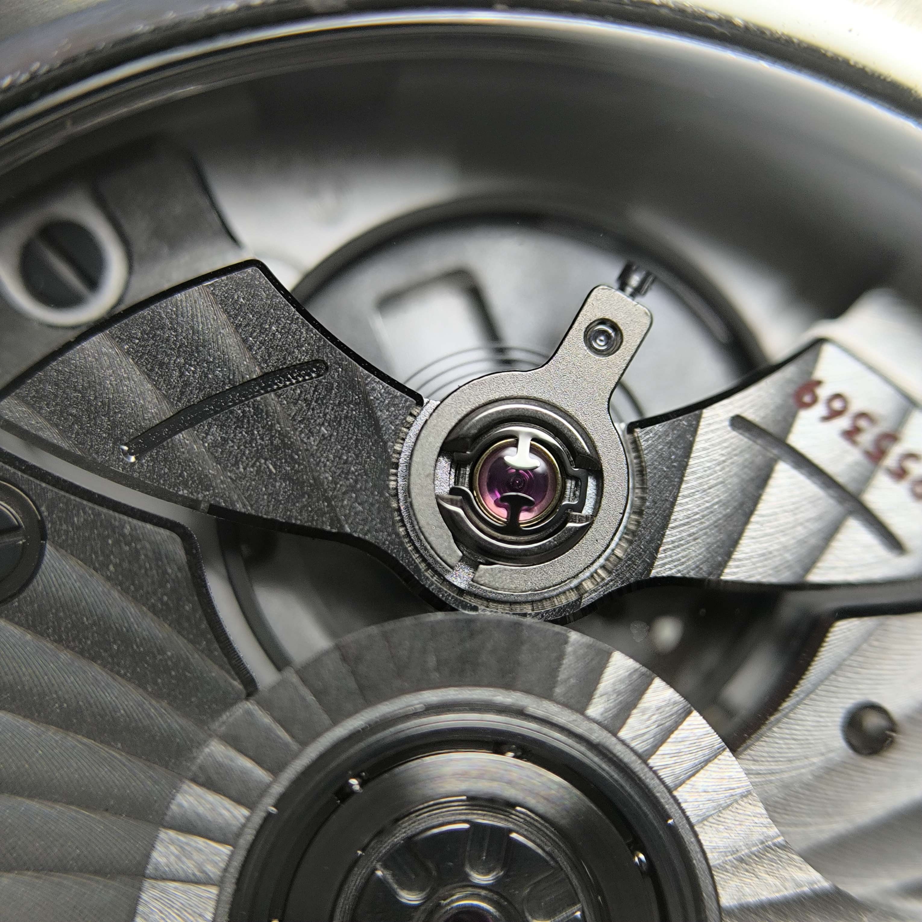 Omega Seahorse Series 42 210.30.42.20.01.001