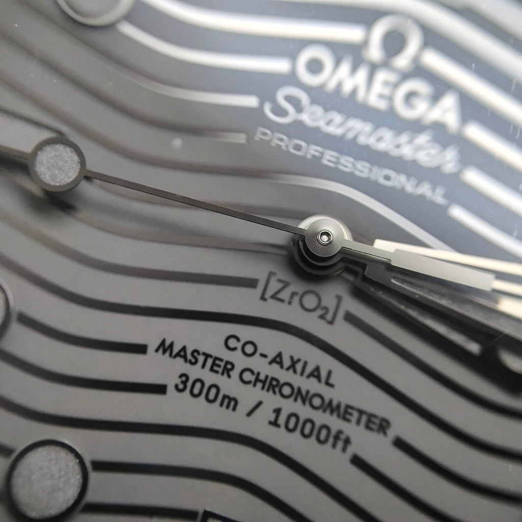 Omega Seahorse Series 43.5 210.92.44.20.01.003
