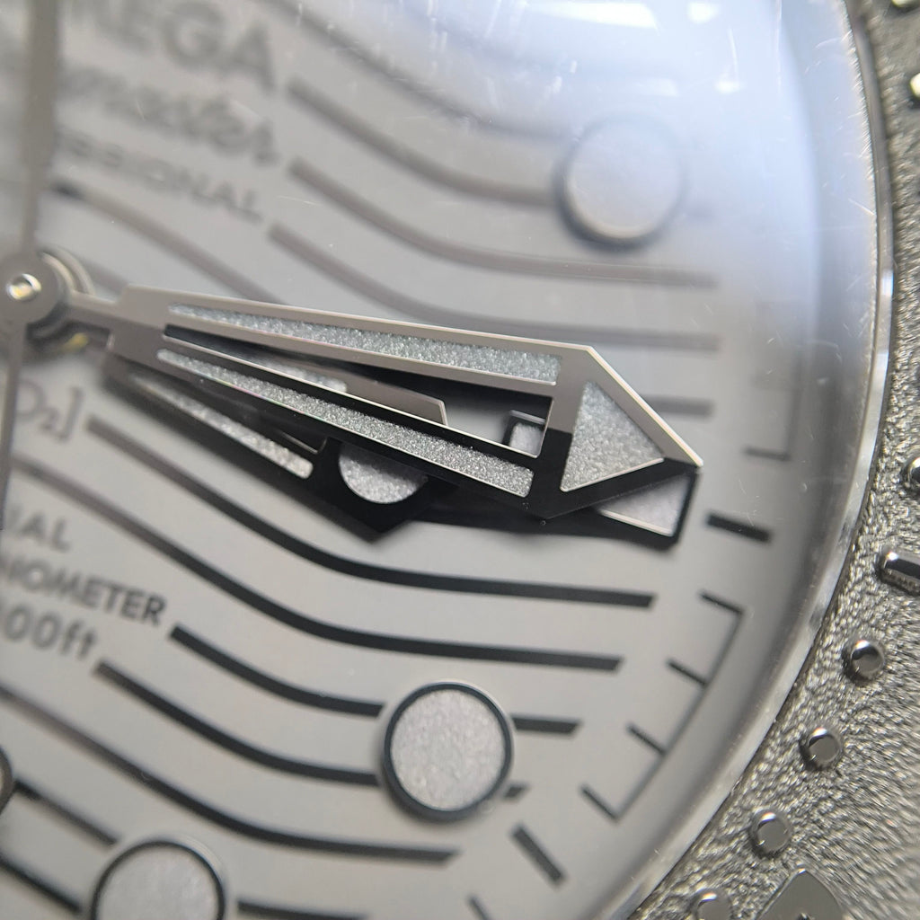 Omega Seahorse Series 43.5 210.92.44.20.01.003