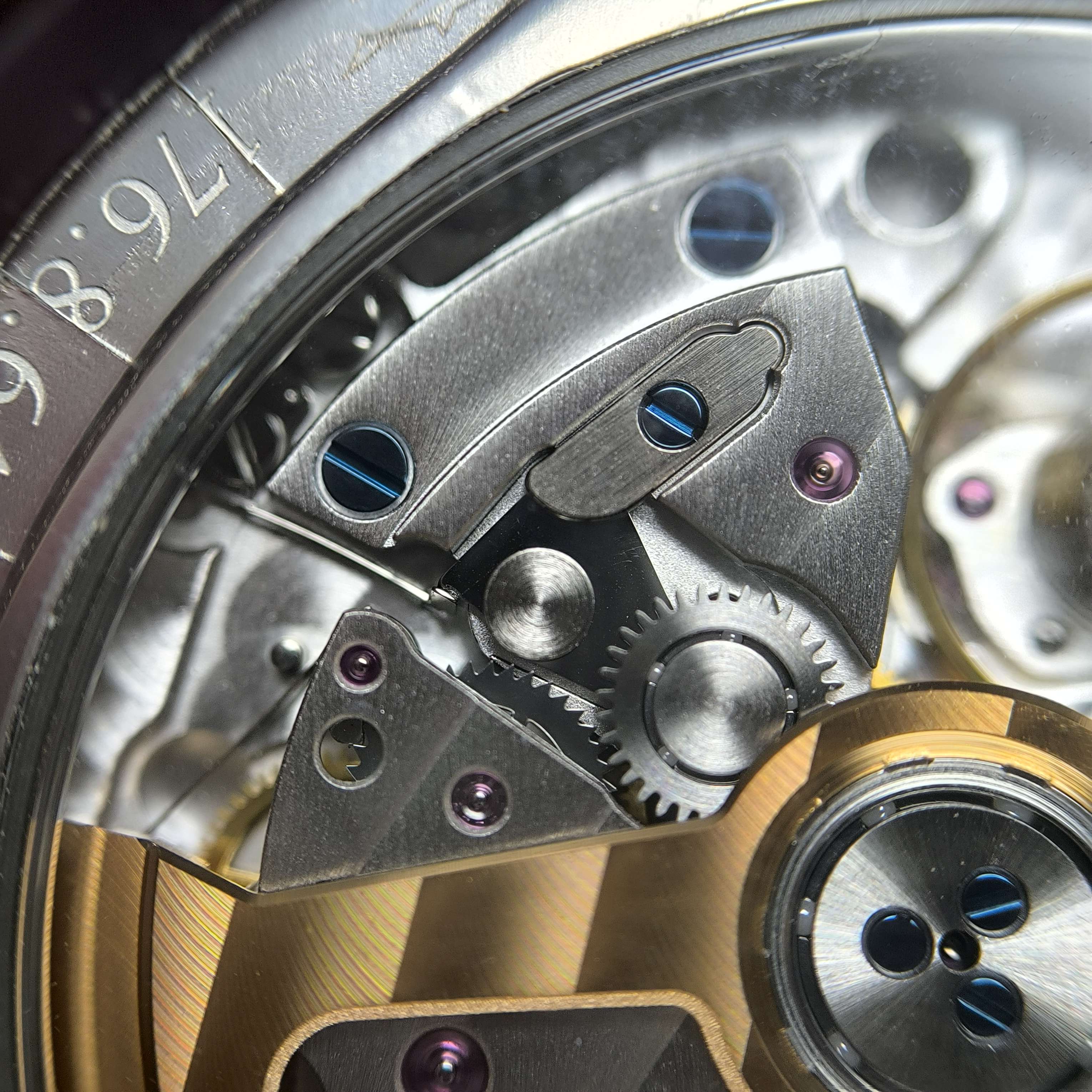 Jaeger LeCoultre Master 39MM Q1368420