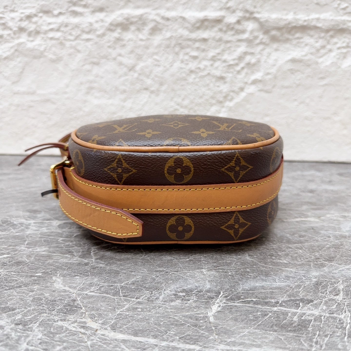 Louis Vuitton Crossbody