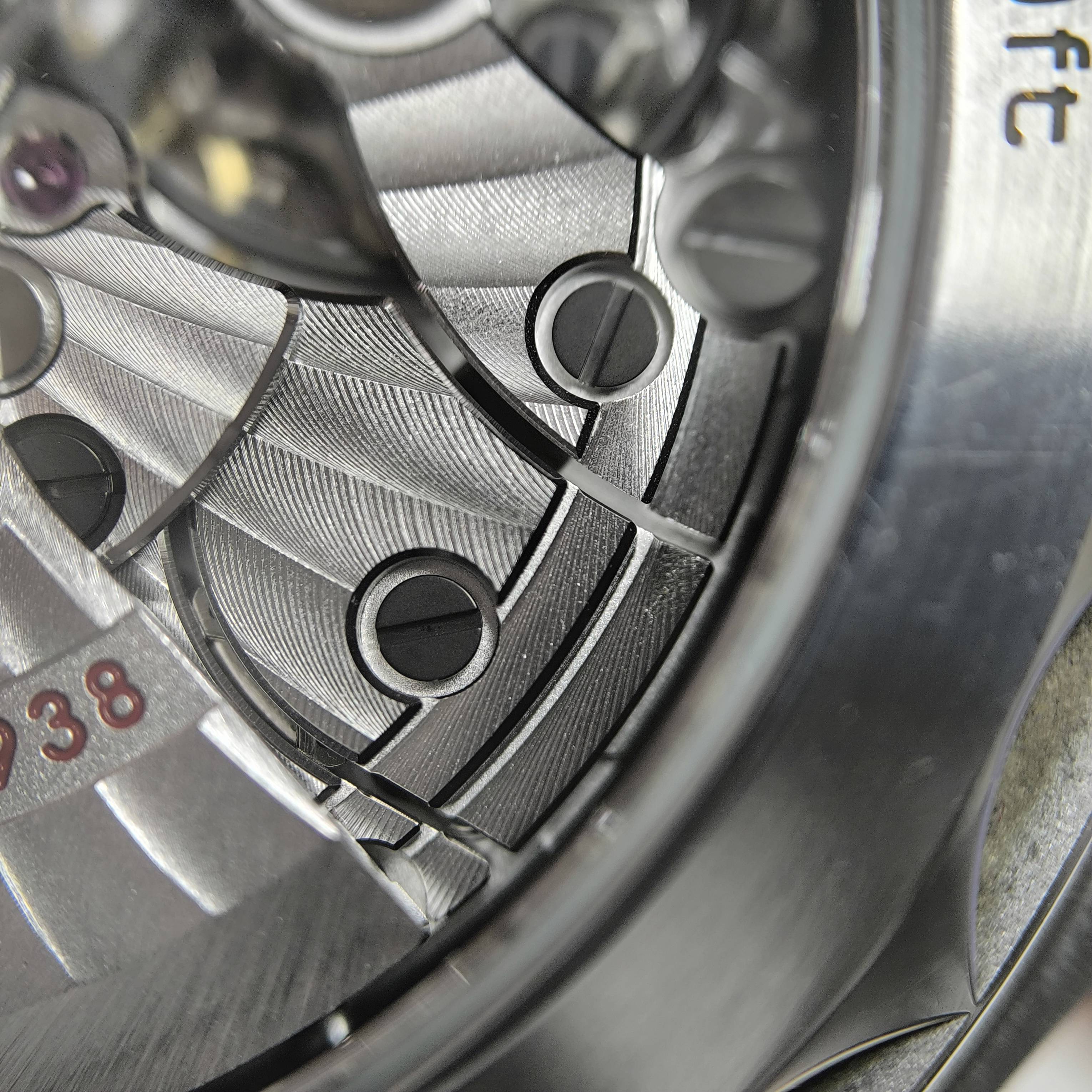 Omega Seahorse Series 43 220.10.43.22.03.001
