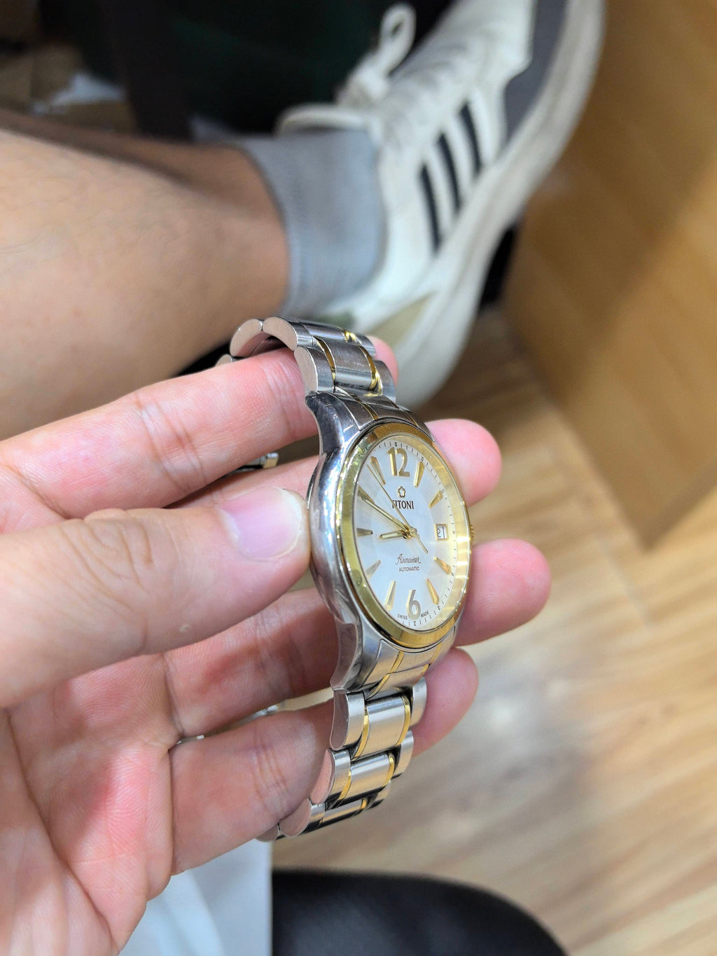 梅花 Automatic (self-winding) watch