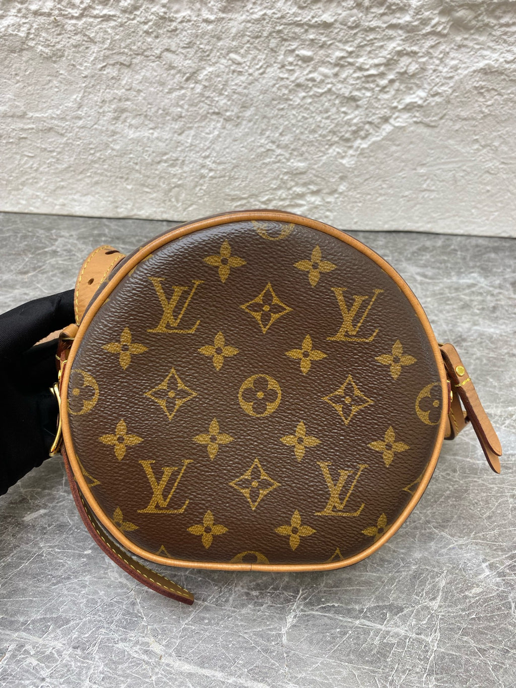 Louis Vuitton Crossbody