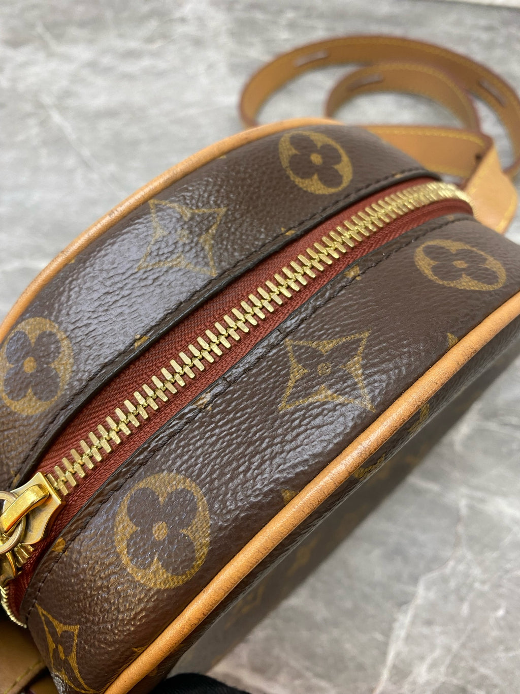 Louis Vuitton Crossbody