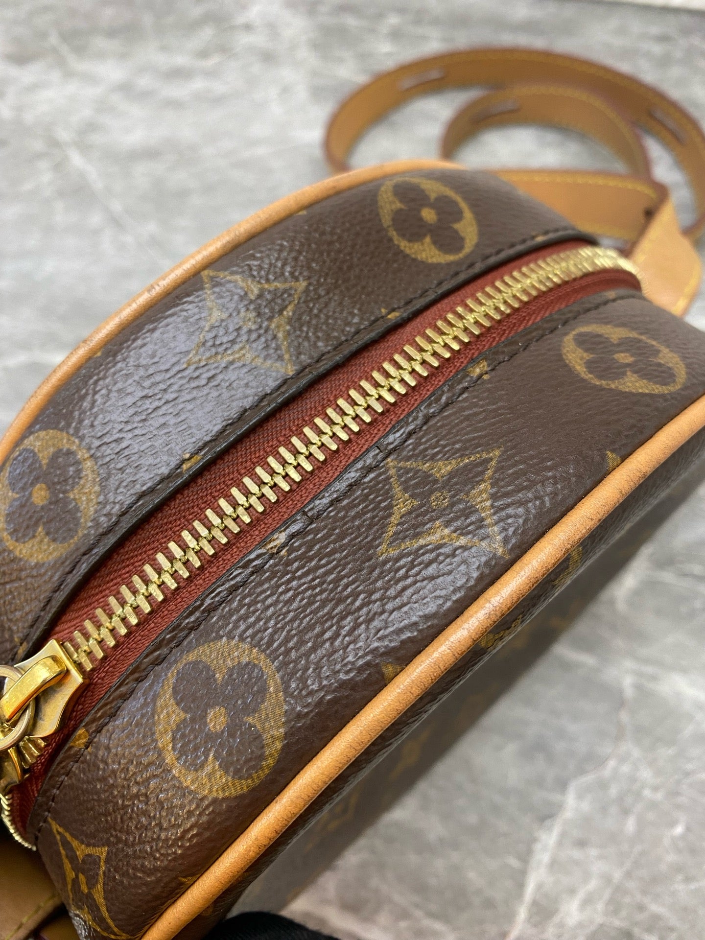 Louis Vuitton Crossbody