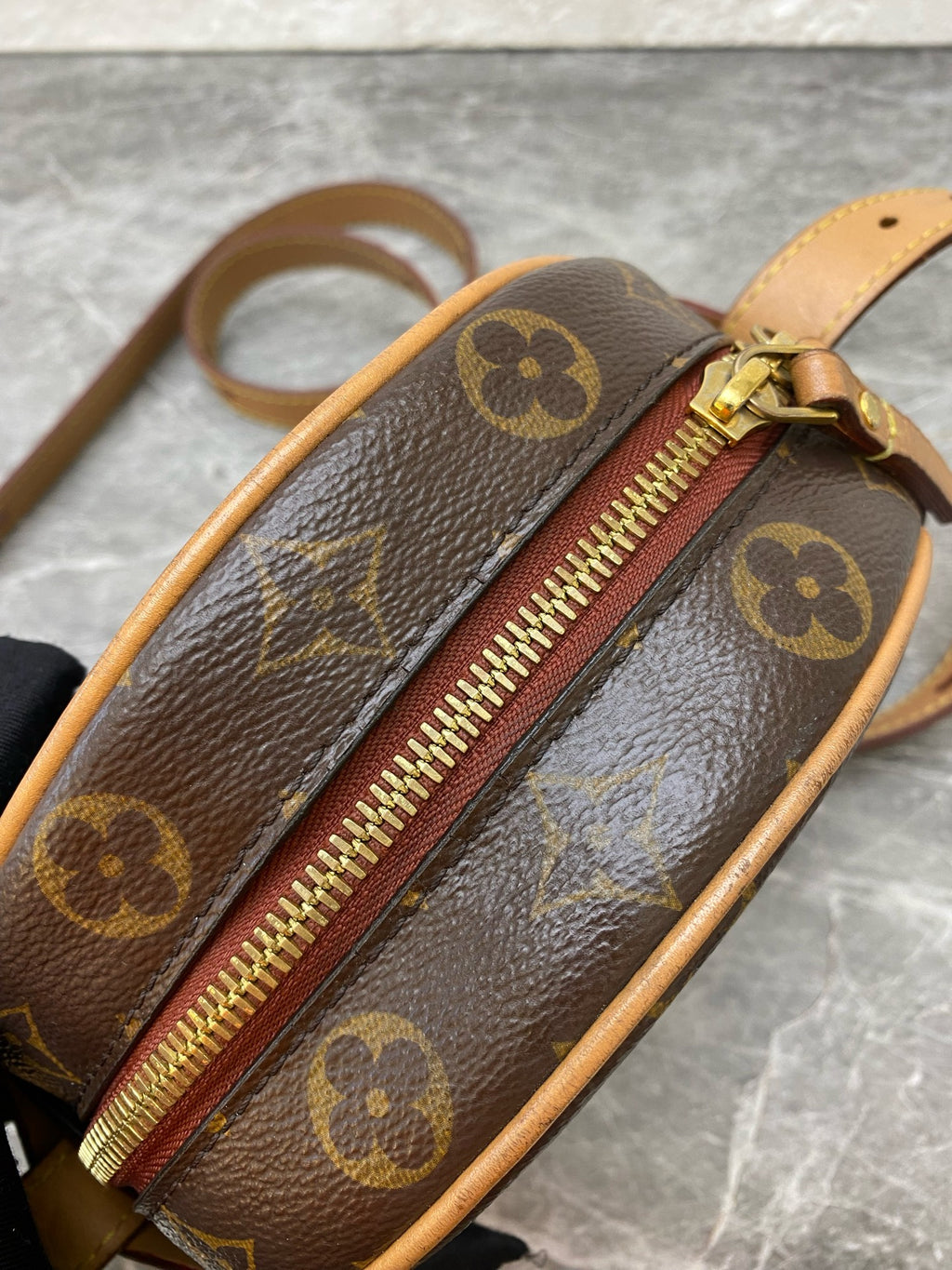 Louis Vuitton Crossbody