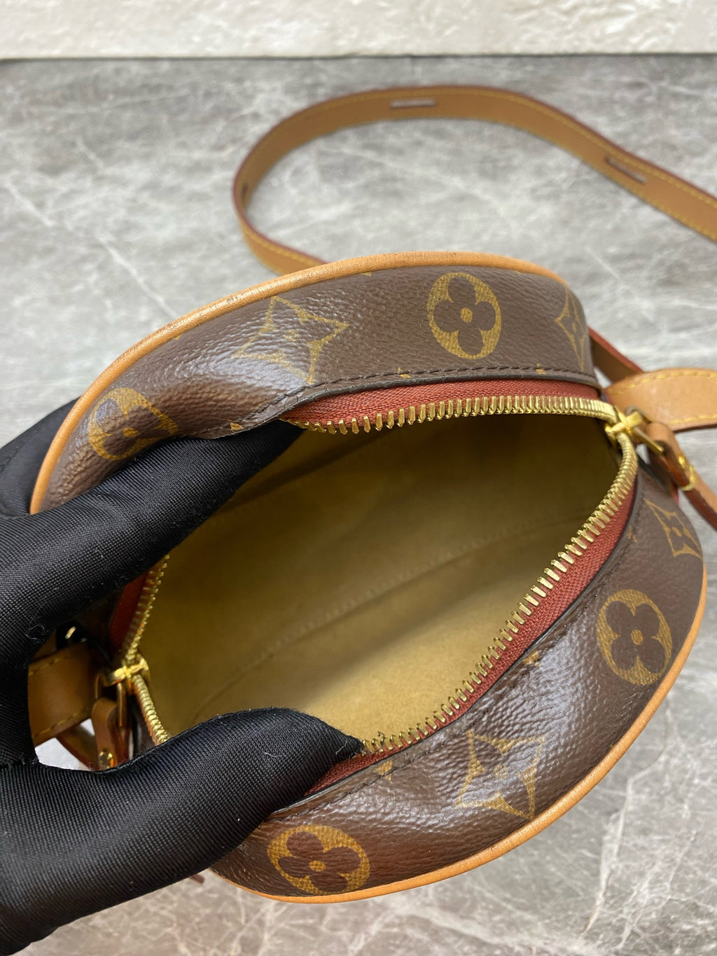 Louis Vuitton Crossbody