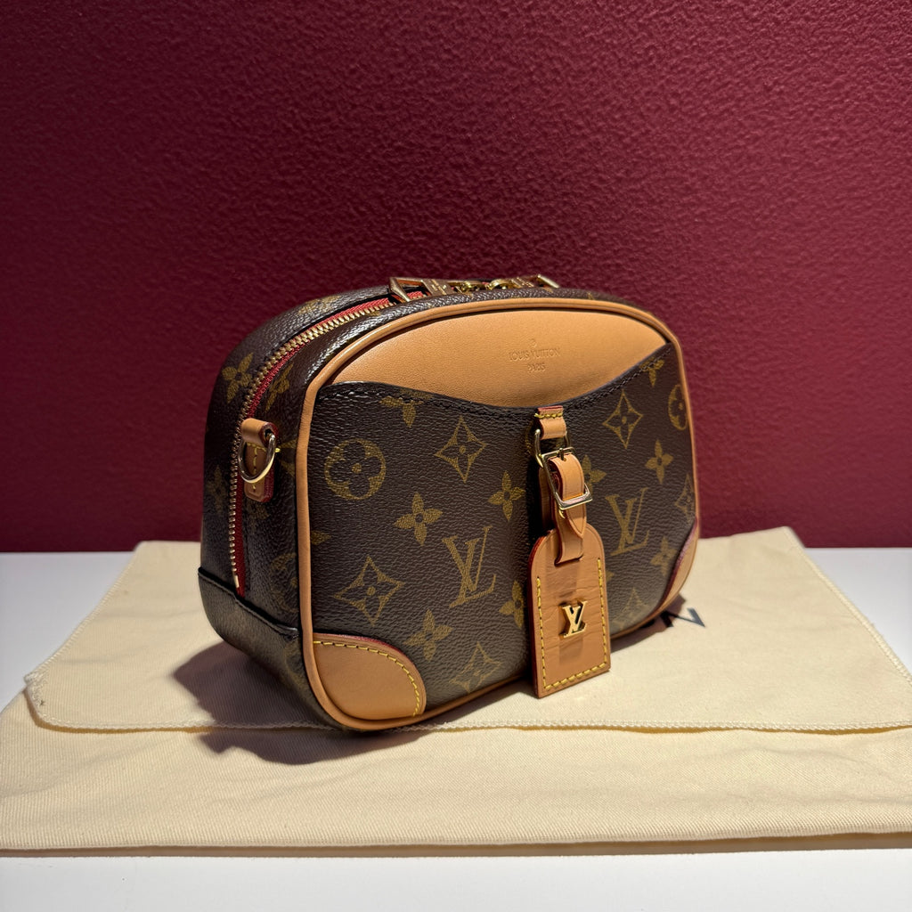 Louis Vuitton M45528