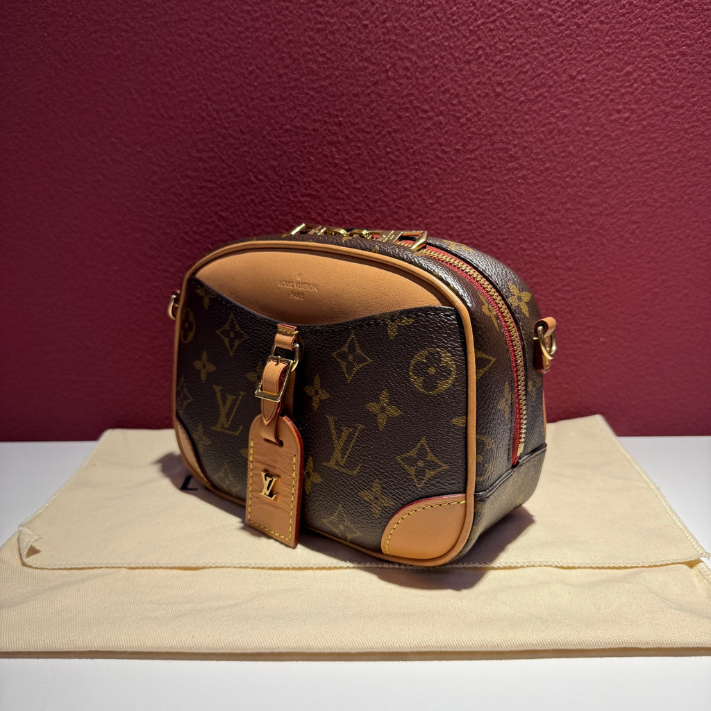 Louis Vuitton M45528
