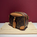 Louis Vuitton M45528